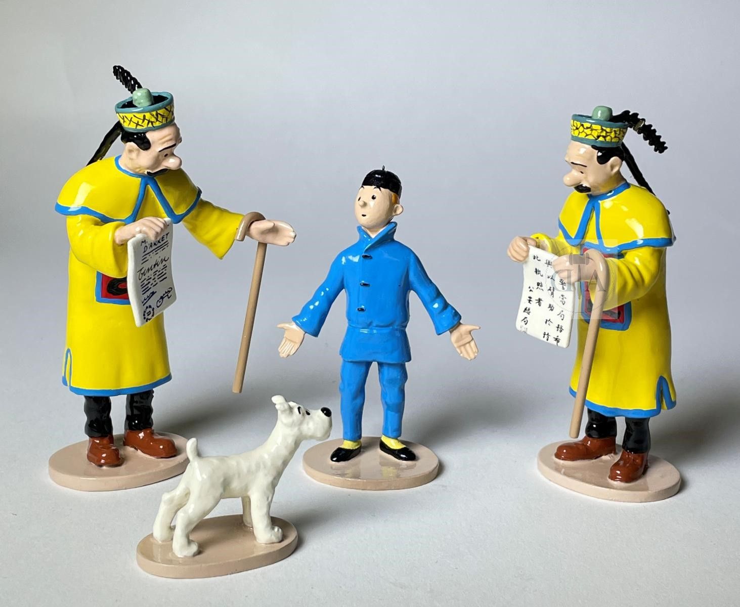 Null 
Hergé/Tintin. 参考文献 Pixi 46219 "逮捕令"，来自专辑《蓝莲花》。 2006年左右以2500前的价格出版。 是与穿在帽子上&hellip;