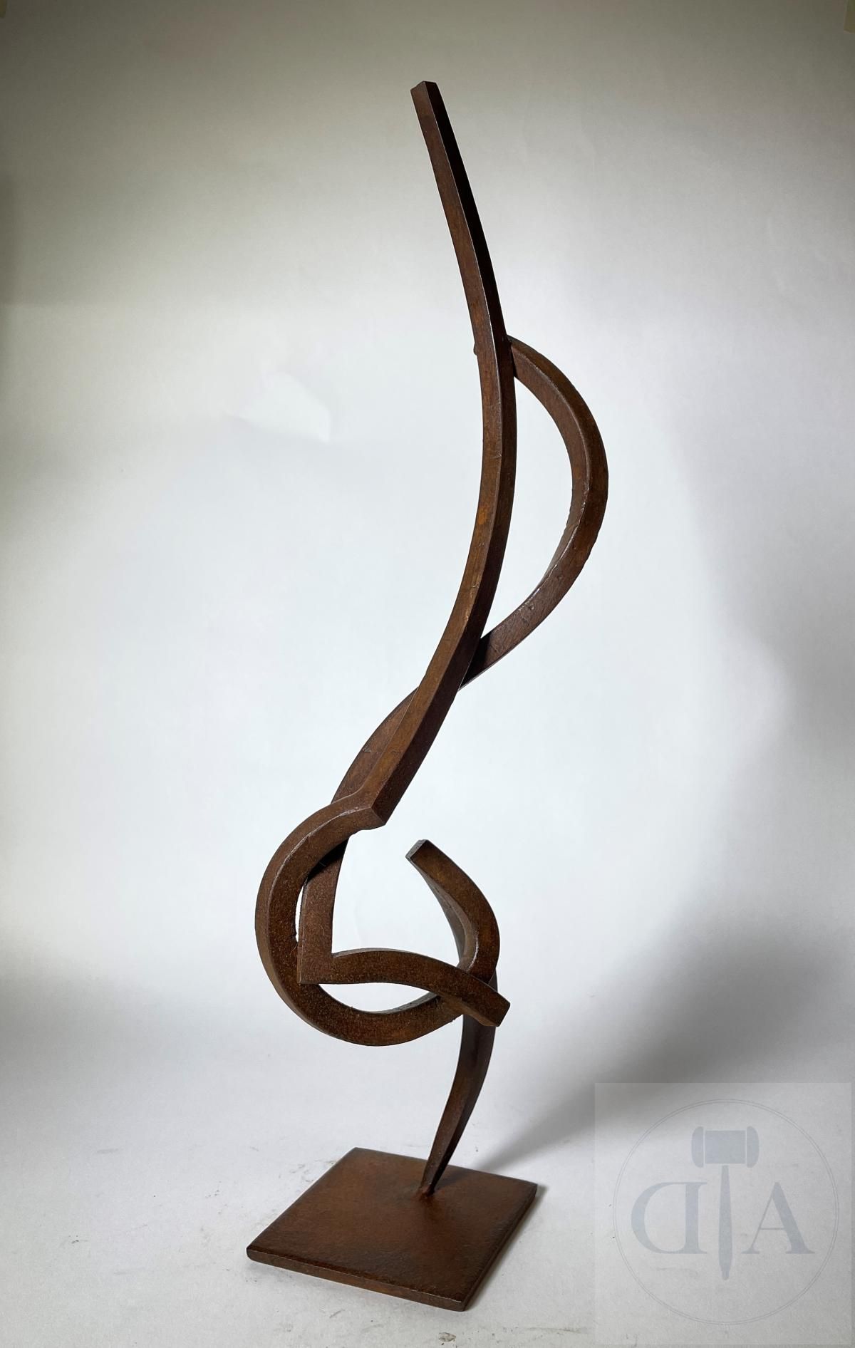 Null Baudart Johan/Sculpture abstraite "L'acrobate" en acier Corten. Pièce uniqu&hellip;