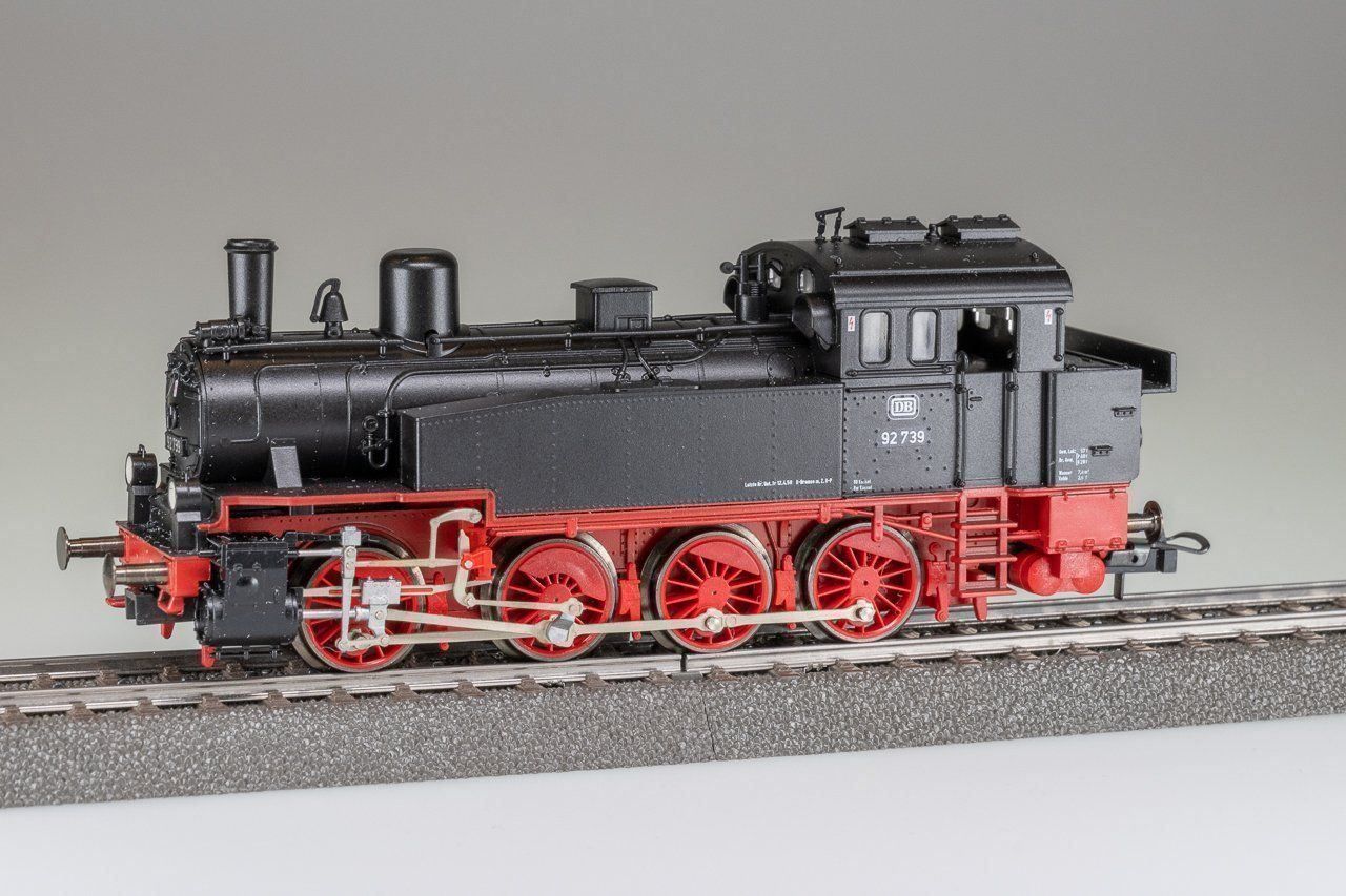 Trix HO/Ref 22509. Locomotive à vapeur DB type BR 92. Produit en 1998. Etat neuf&hellip;