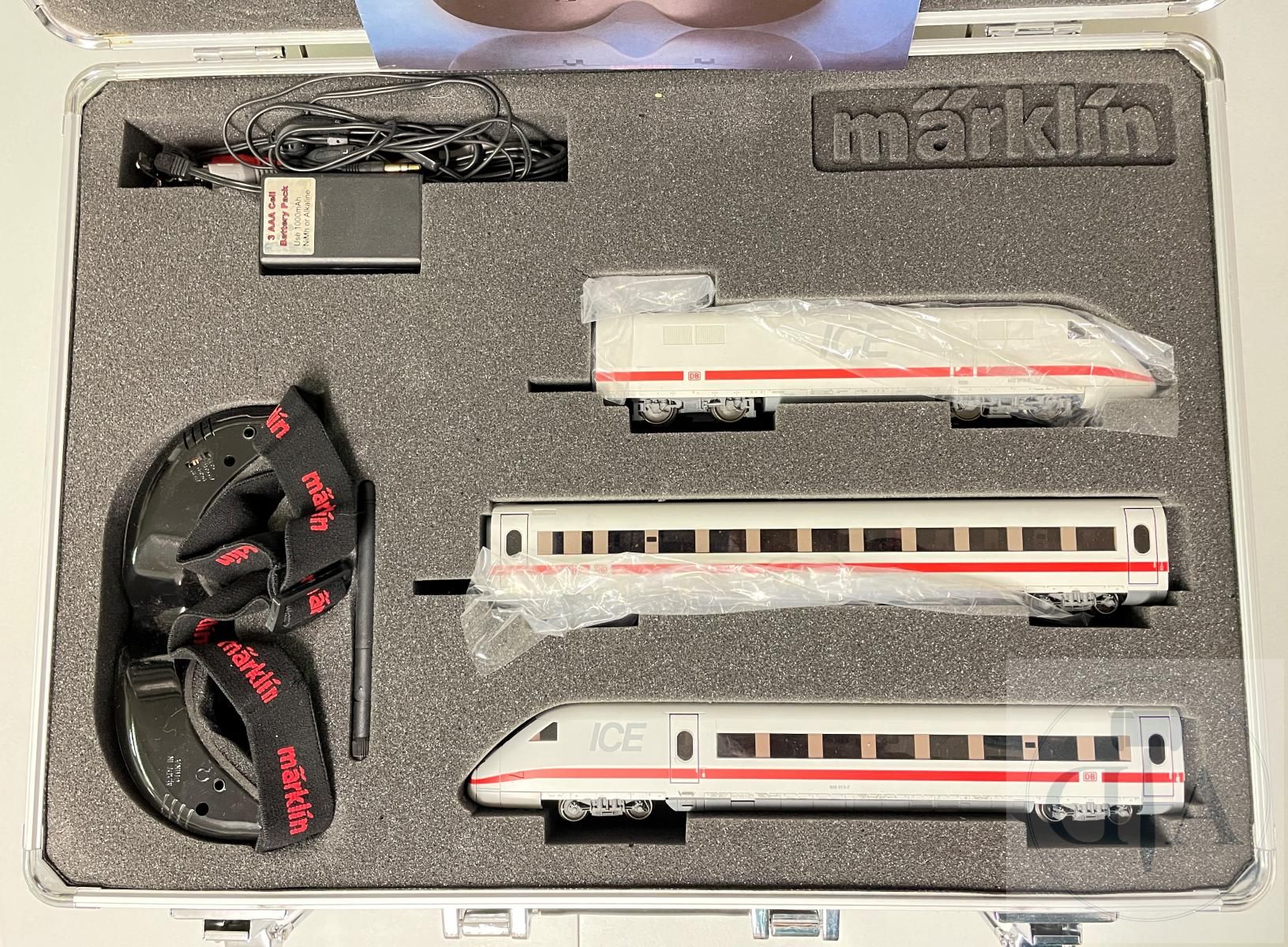 Null Märklin/Mobile Vision rif. 26001. Valigia RV completa di treno ad alta velo&hellip;