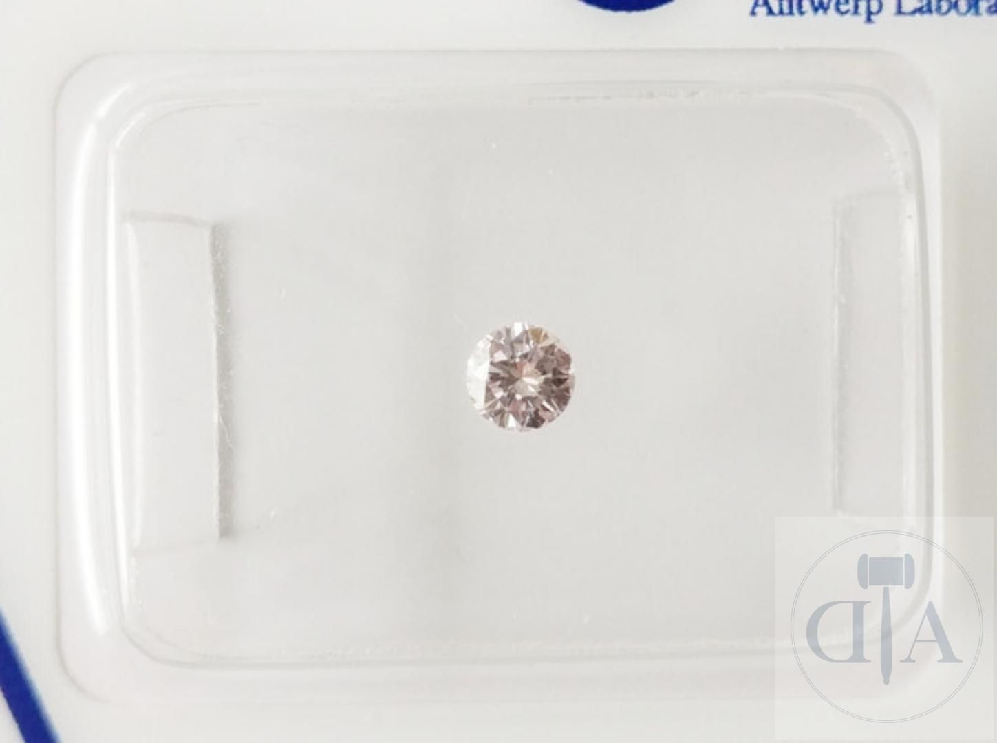 Null "Diamant 0,10ct certifié ALGT - Certificat ALGT n° 10061640 
- Forme : Bril&hellip;