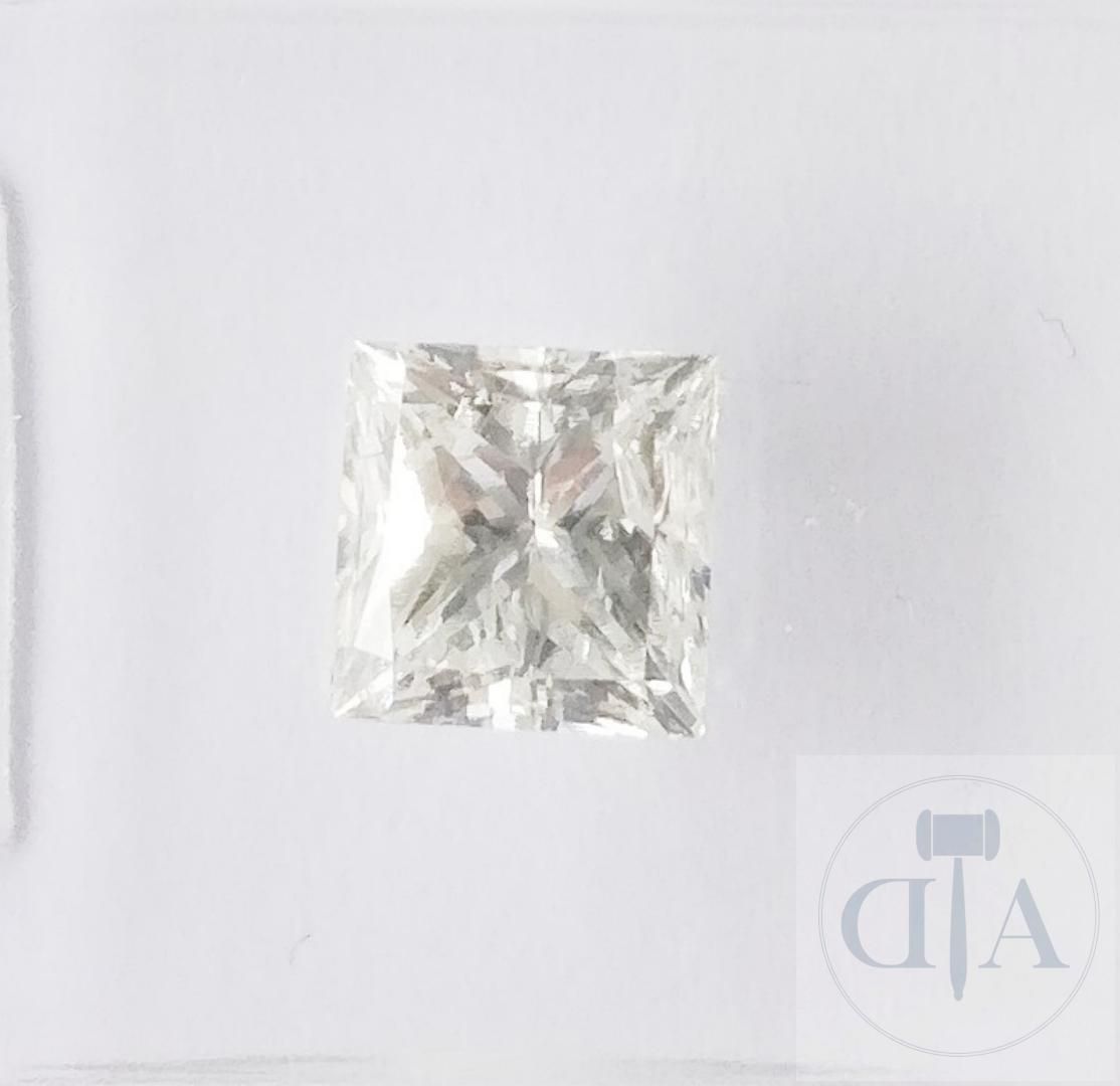 Null "Diamant de 1,02ct certifié par l'IGI - Certificat IGI n° 523203420 
- Form&hellip;
