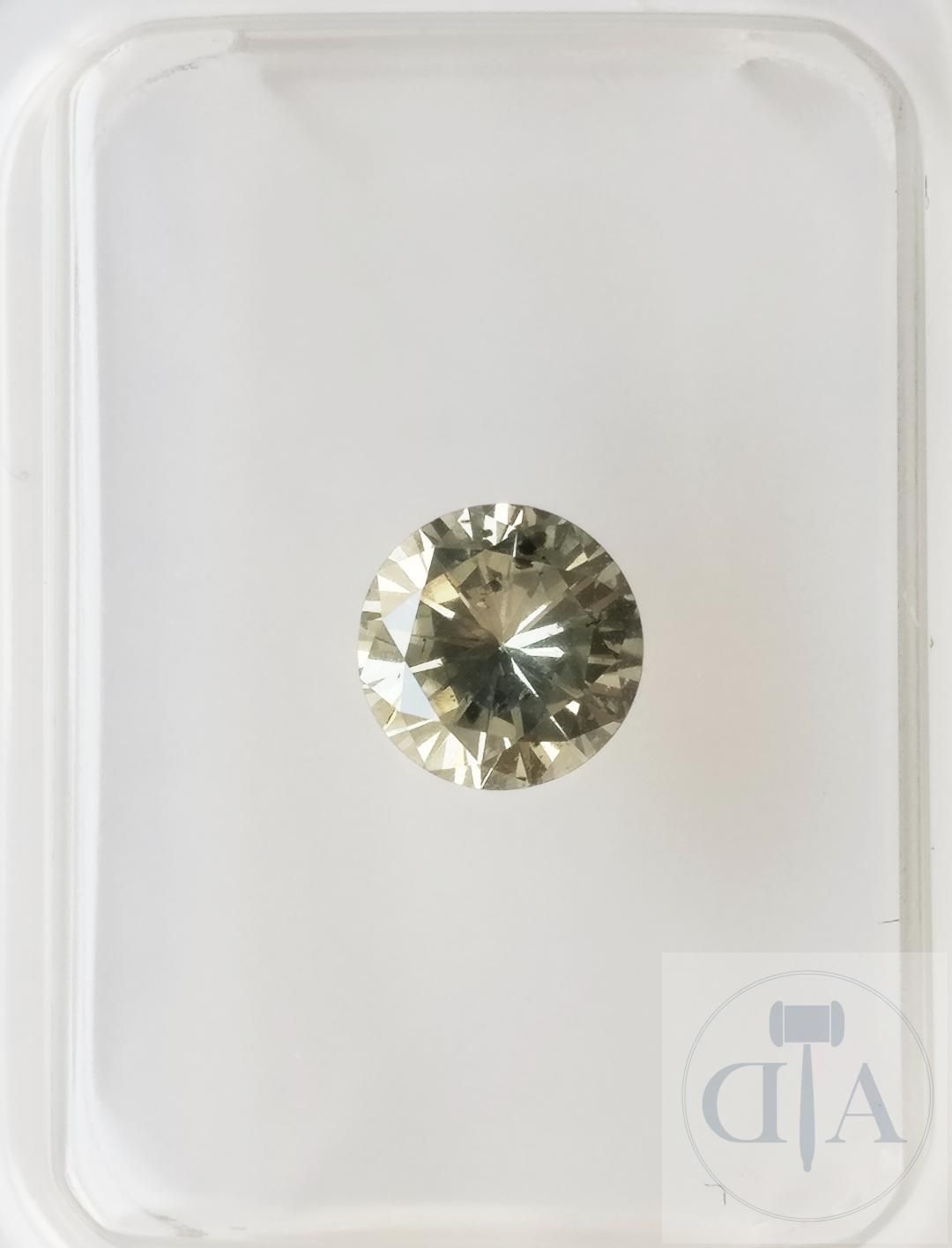 Null "Diamant 0,59ct certifié GRA - Certificat GRA n° 1810019131AN 
- Forme : Br&hellip;