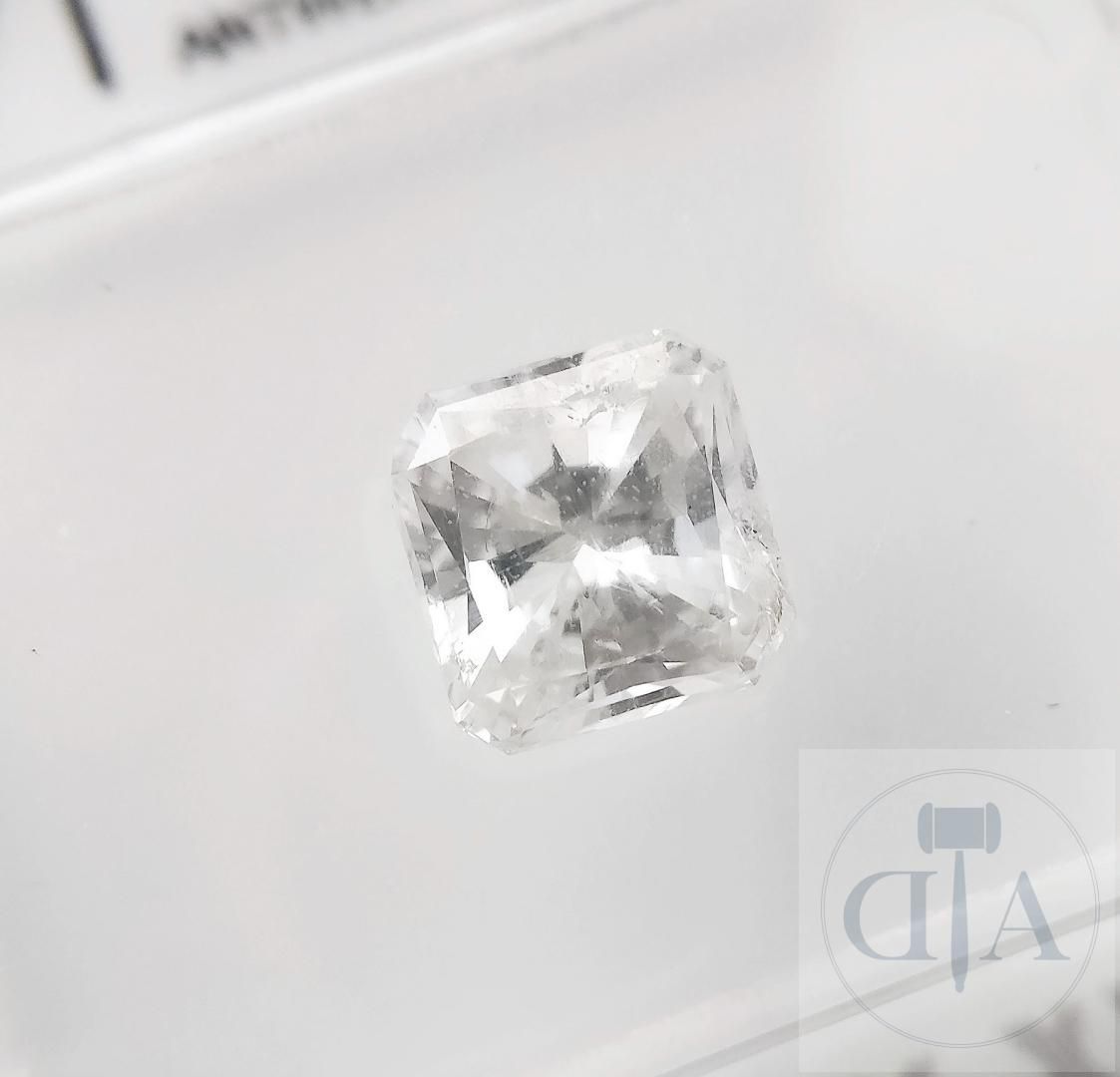Null "Diamant 1,01ct certifié AIG - Certificat AIG n° D88128053BE 
- Forme : Rad&hellip;