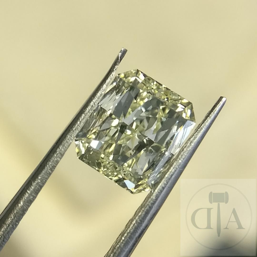 Null "Diamant de 0,53ct certifié par le GIA - Certificat GIA n° 2151418070 
- Fo&hellip;
