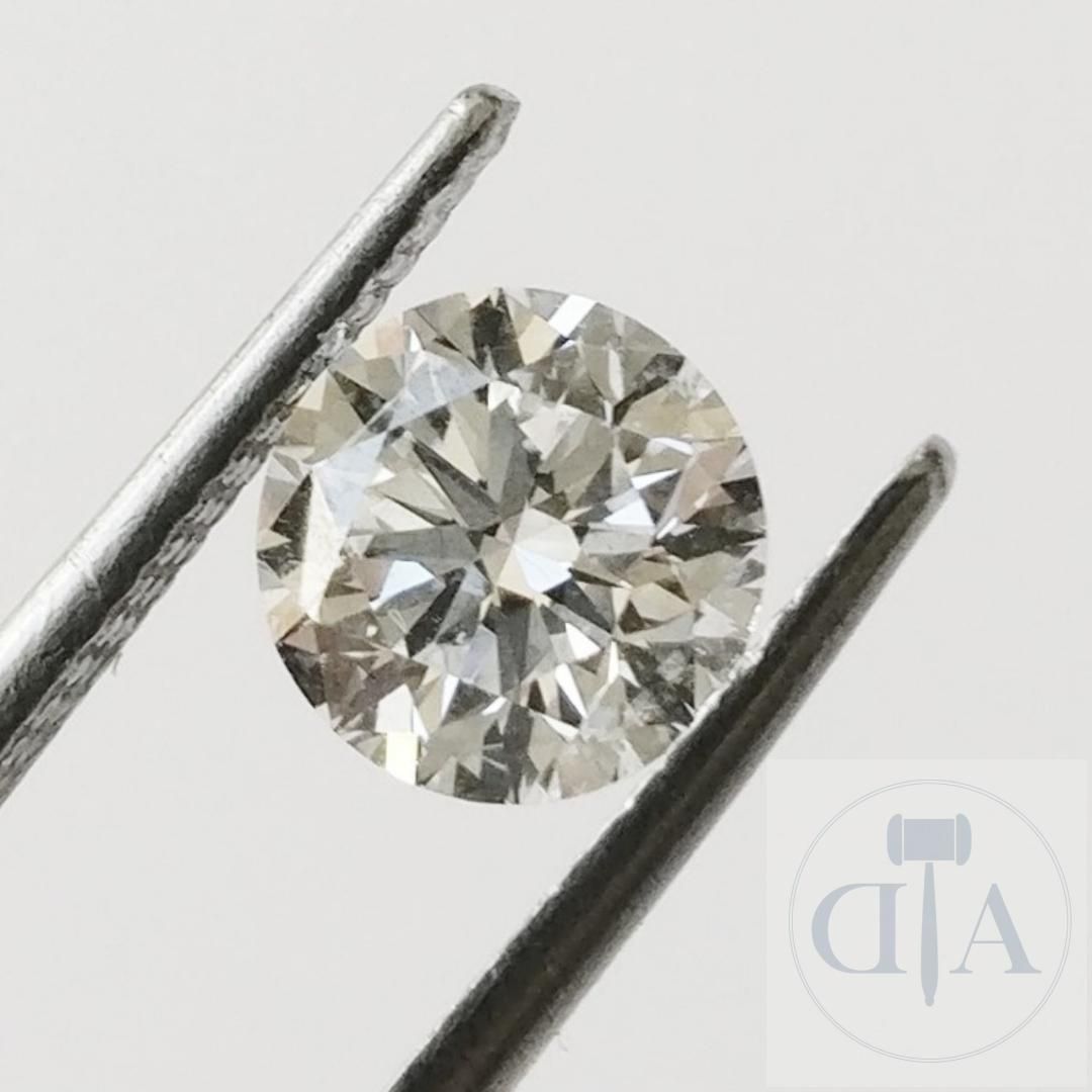Null "Diamant de 1,00ct certifié par le GIA - Certificat GIA n° 6187097429 
- Fo&hellip;