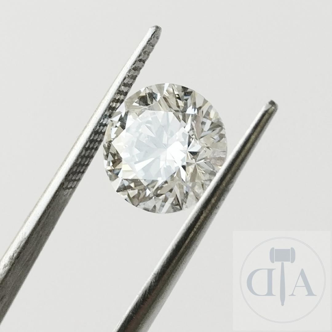 Null Diamante di alta qualità 2,65ct G VS1 con certificato IGI

Diamante coltiva&hellip;