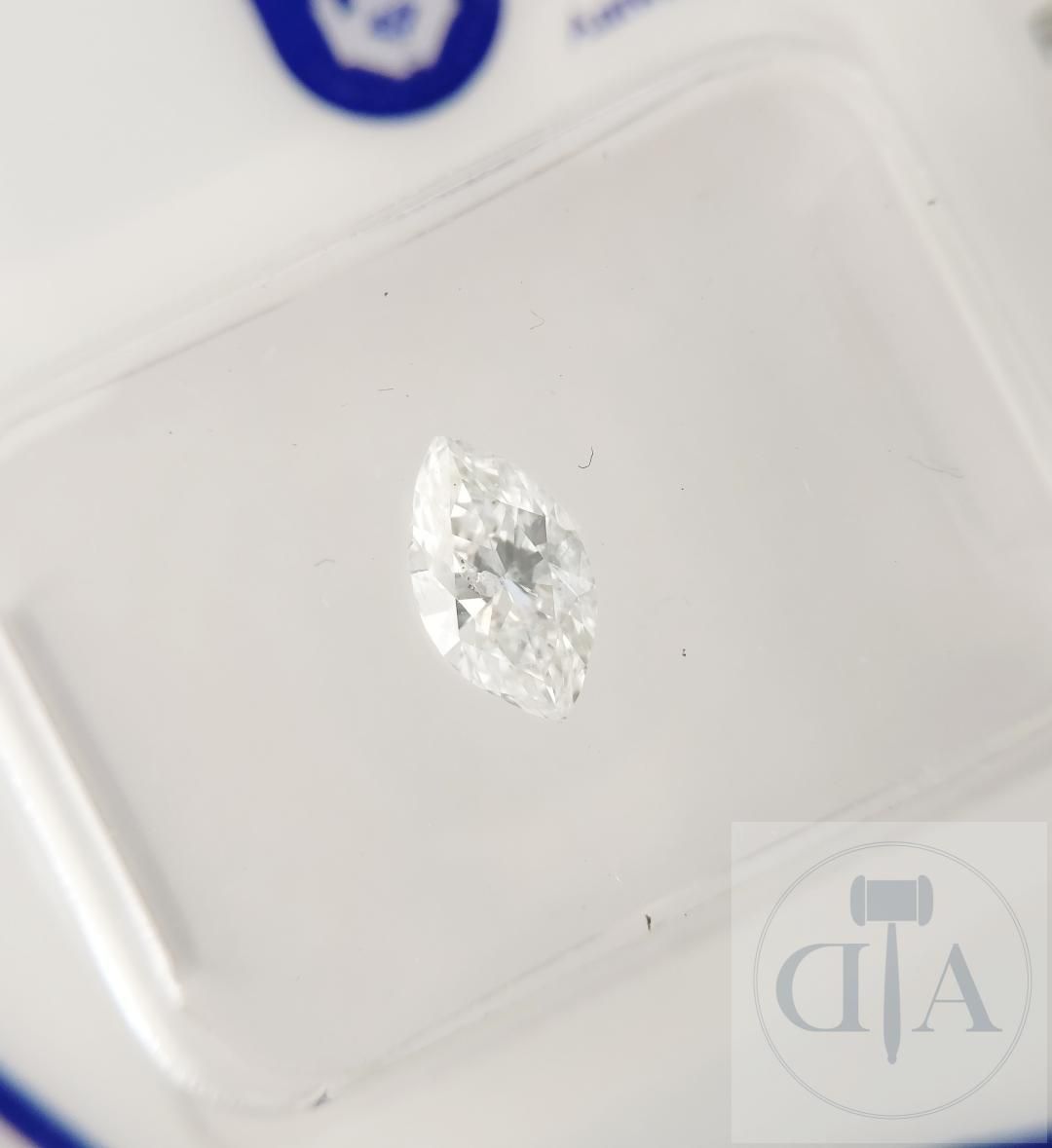 Null 0.44 克拉 ALGT 认证钻石

- ALGT 证书编号：38893321 
- 形状榄尖形
- 克拉重量： 0.44 克拉 
- 颜色： D 
&hellip;