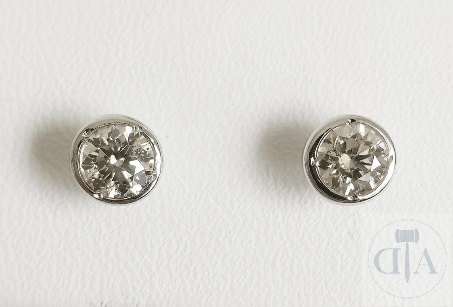 Null Boucles d'oreilles en diamant de 0,84 ct

Avec le certificat GRA n° 1820001&hellip;