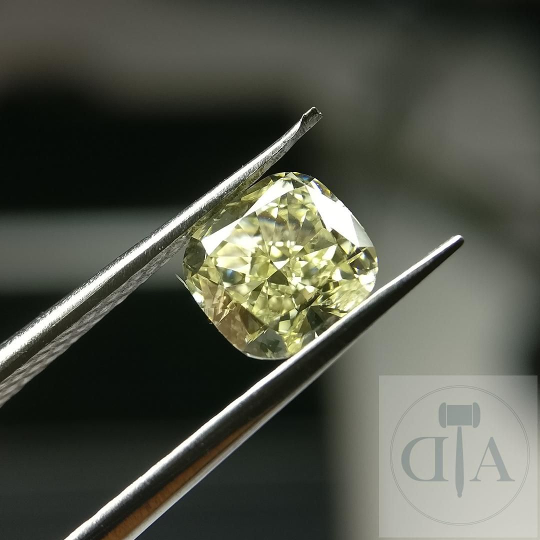 Null Diamant 0,59ct GIA zertifiziert

- GIA-Zertifikat Nr. 1152731694 
- Form: K&hellip;