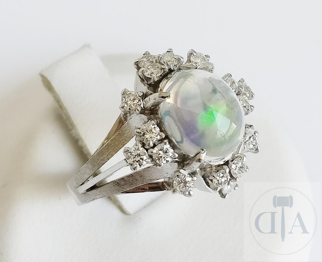 Null Bague en platine avec opale et diamant pour un total de 1,79 ct avec certif&hellip;