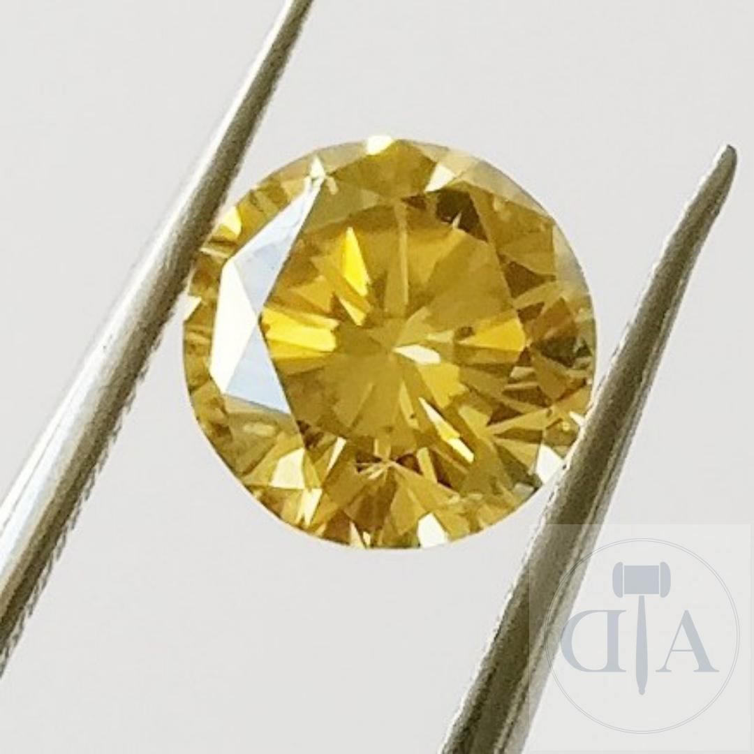 Null Diamante giallo fantasia 0,93ct Certificato GIA

- Certificato GIA n. 61572&hellip;