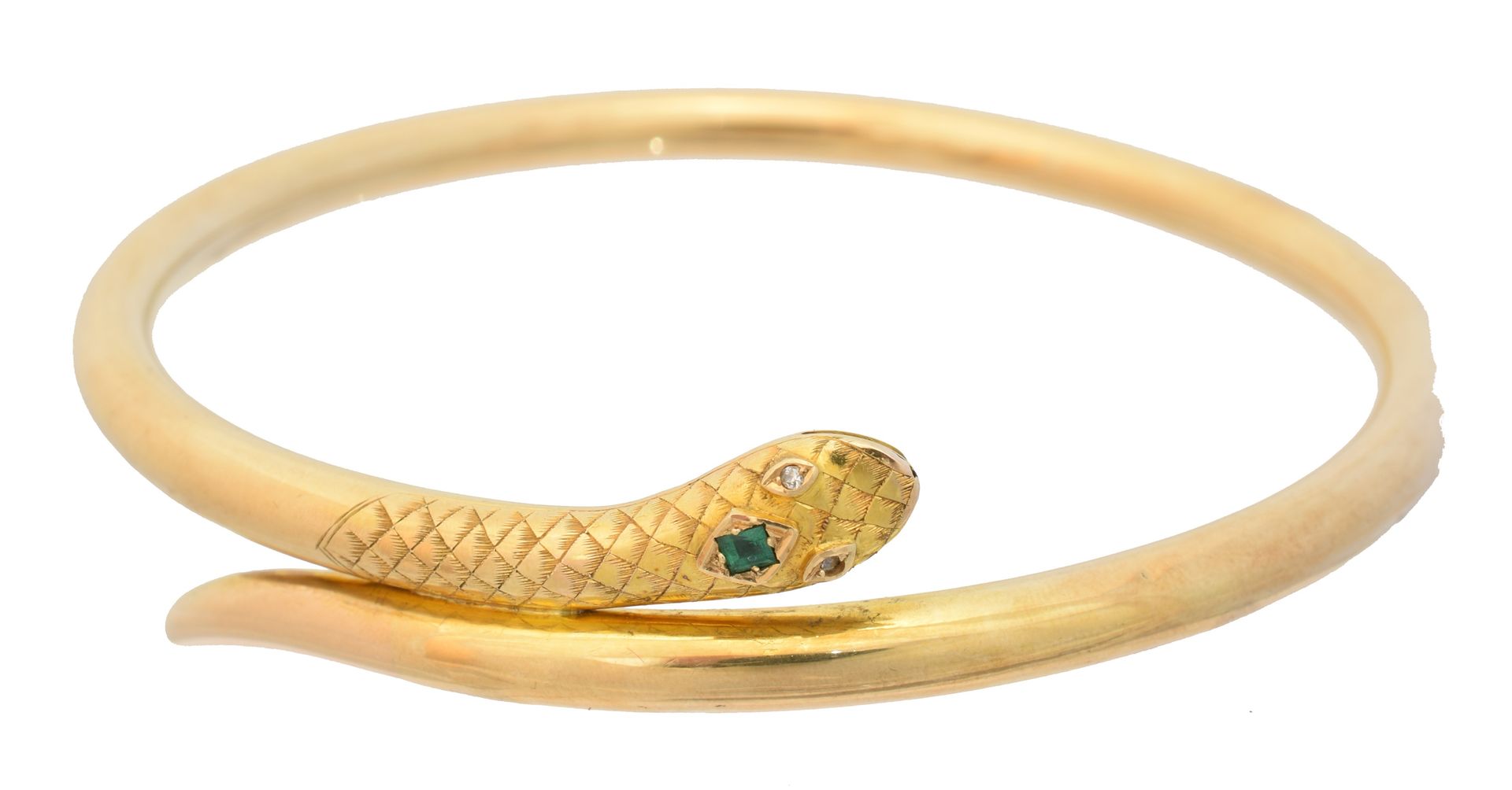 An early 20th century gold emerald and diamond snake bangle, 
Goldarmreif mit Sm&hellip;