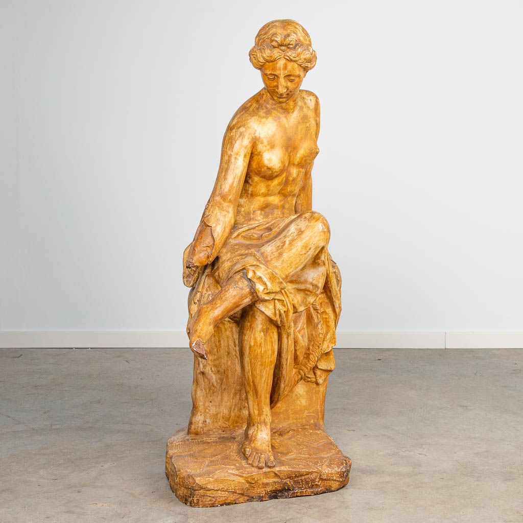 dólar estadounidense Torbellino honor Gran estatua decorativa de una dama sentada, realizada e… | Drouot.com