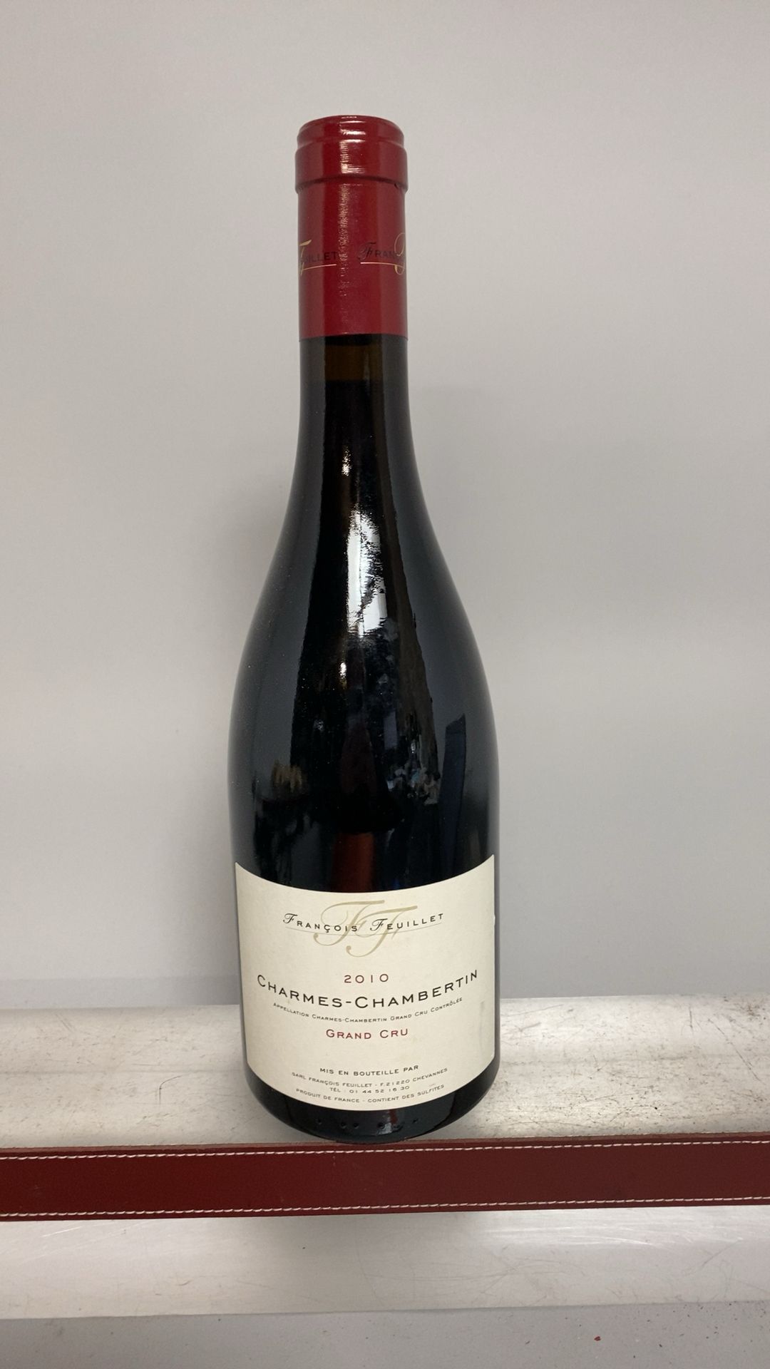 Null 
1 bouteille CHARMES CHAMBERTIN Grand cru - Francois FEUILLET 2010

LOT VEN&hellip;