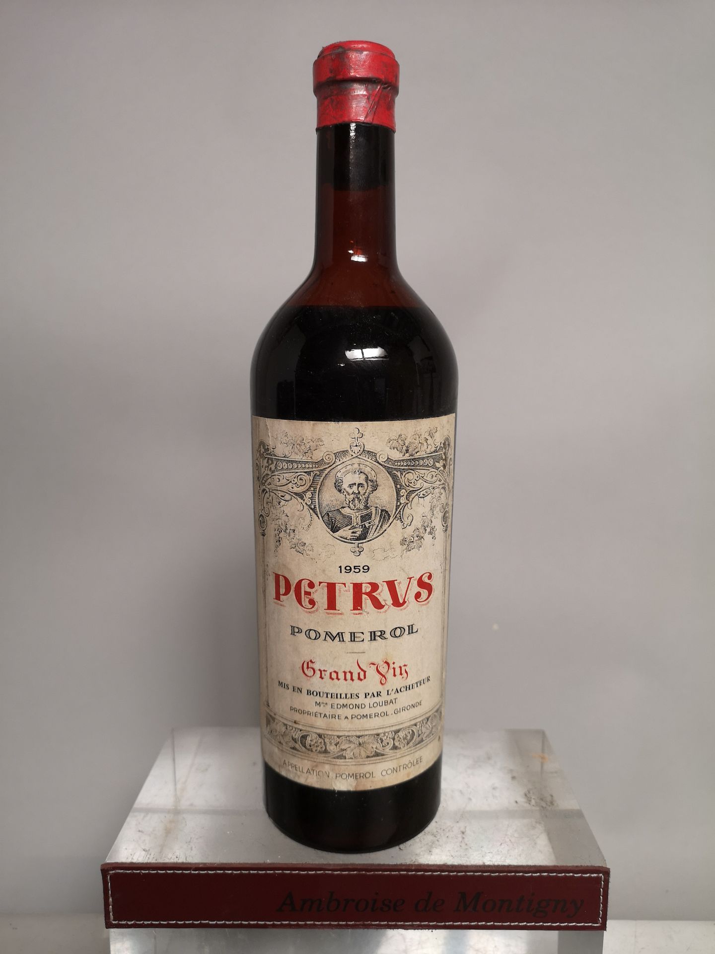 Null 
1瓶PETRUS - Pomerol 1959 由根特的 "Van de Veldt "买家装瓶

按指定的地段出售