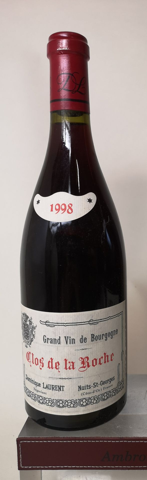 Null 
1 botella CLOS de la ROCHE Grand cru - Dominique LAURENT 1998

LOTE VENDID&hellip;