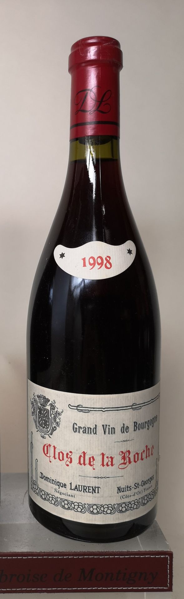Null 
1 bouteille CLOS de la ROCHE Grand cru - Dominique LAURENT 1998

LOT VENDU&hellip;