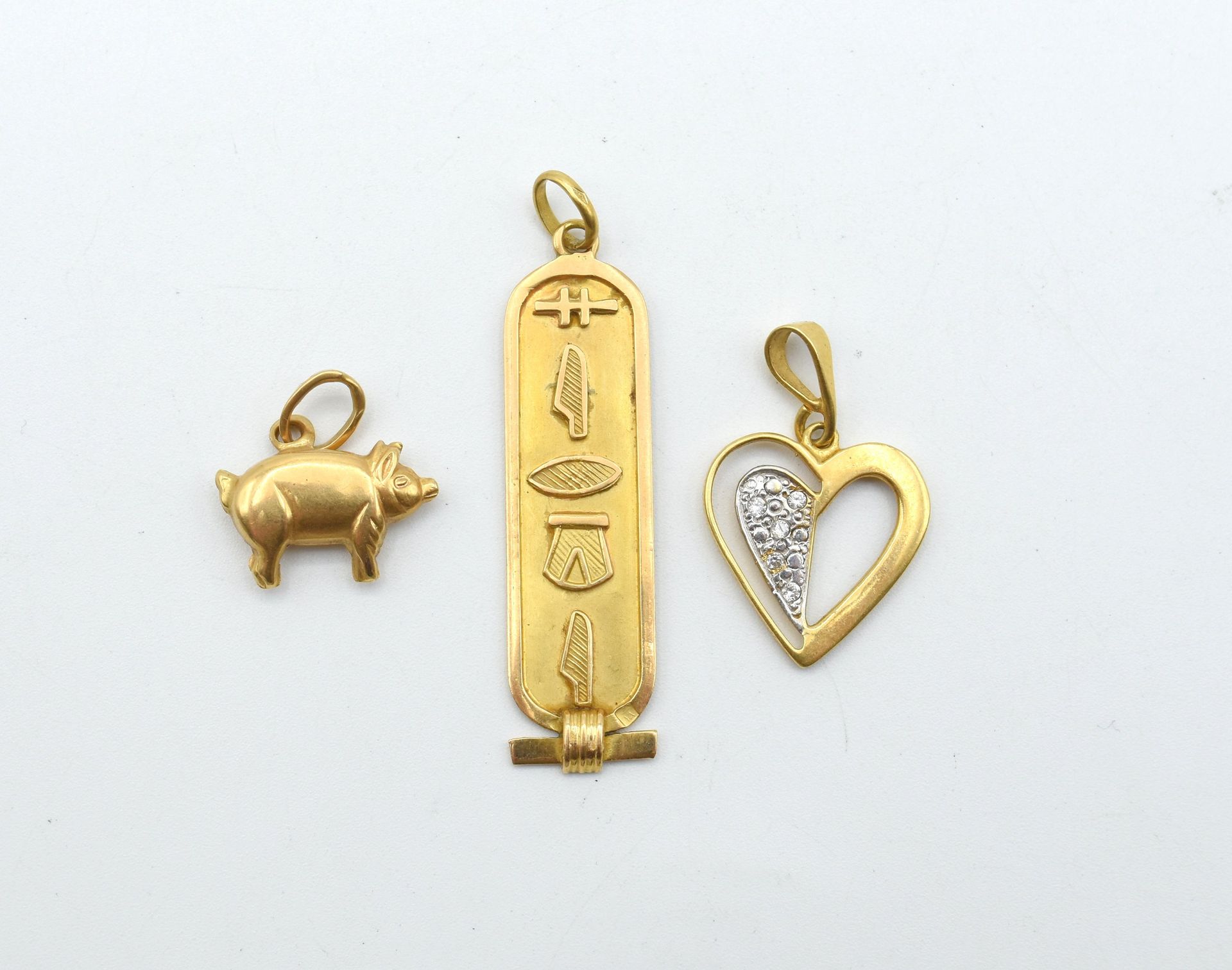 Null 3 pendants in 18 kt yellow and white gold (fake stones) - 5.9 g \nBeschrijv&hellip;