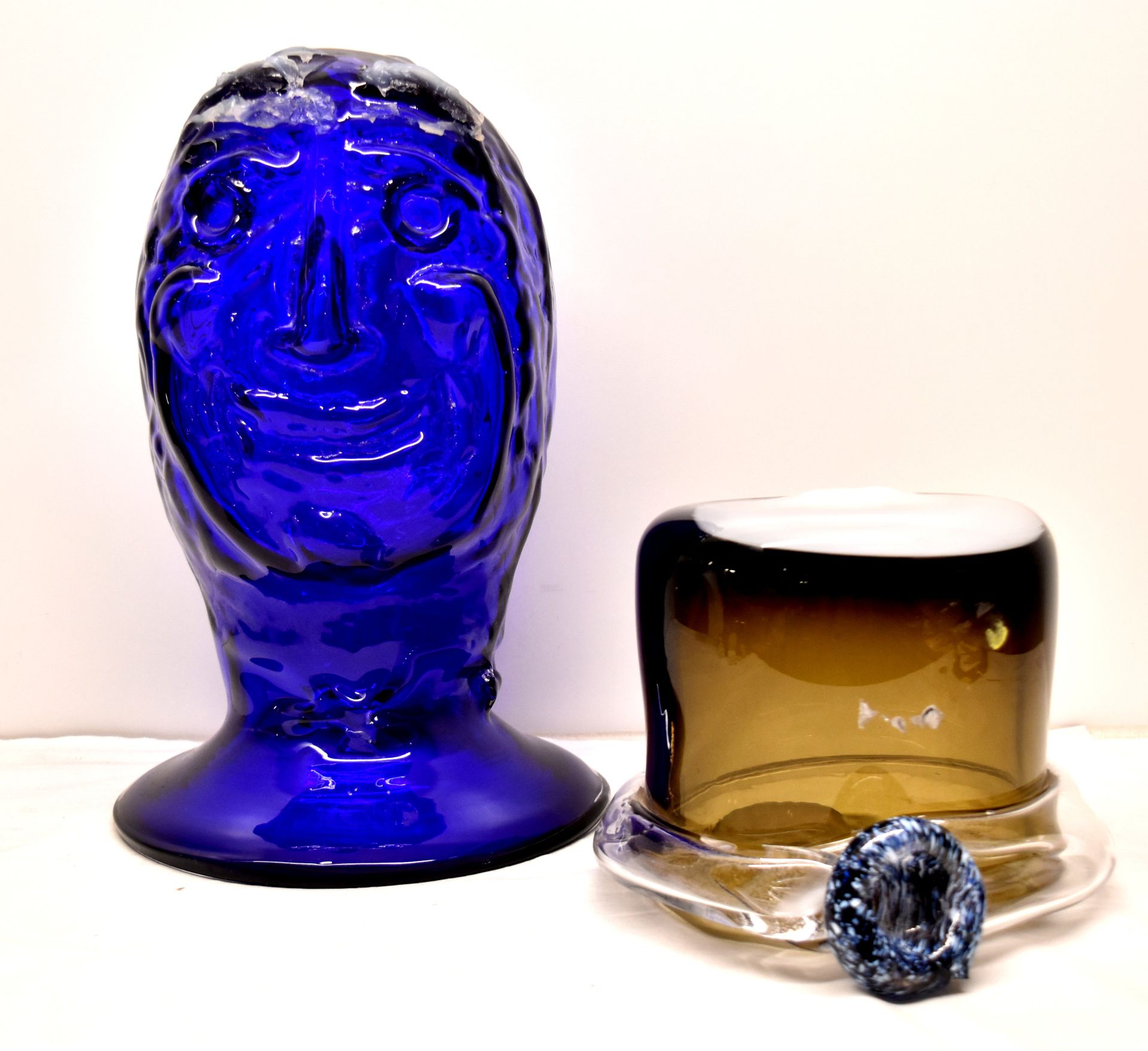 Null Máscara con sombrero en cristal azul claro creación de Robin WINTER (H: 51 &hellip;