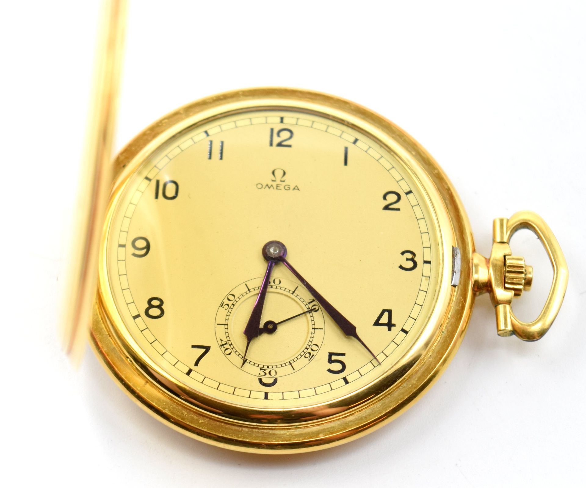 Null Pocket watch in 18 kt yellow gold with 3 cuvettes including 1 in metal OMEG&hellip;