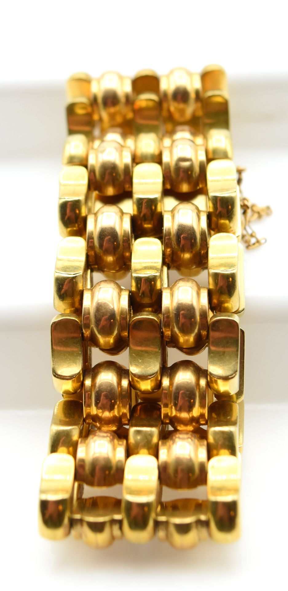 Null Bracelet in 18 ct yellow gold (damaged) - 78.8 g (+/- 20 cm) （在荷兰的描述：Armban&hellip;