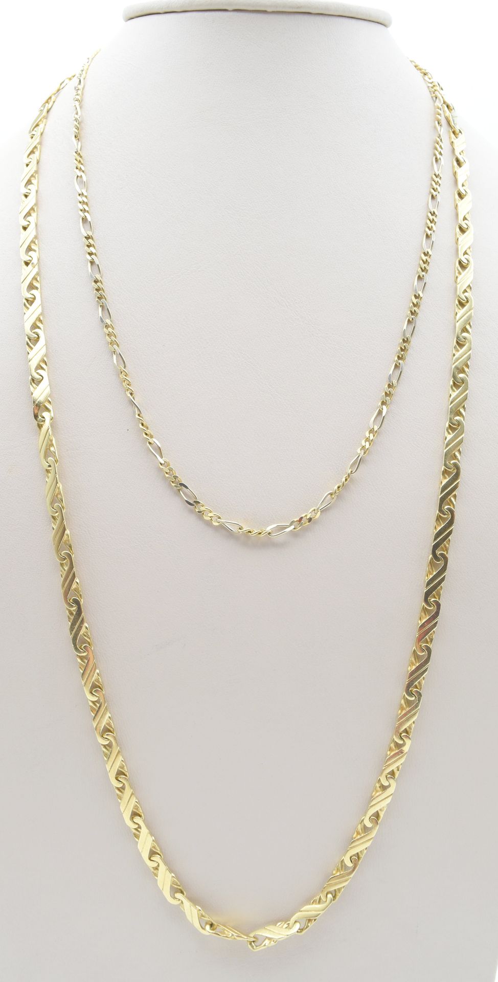 Null 2条18K黄金和白金项链 - 70.6克（90和45厘米

在荷兰的描述。

 2个18K Geel-en witgoud的半成品 - 70.6克（9&hellip;
