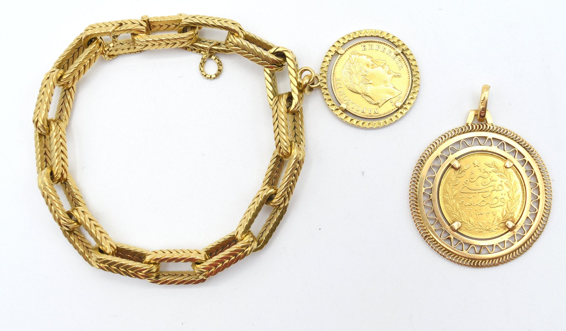 Null 18K黄金手链，附带900/1000（法国-拿破仑三世-20法郎-1869）黄金硬币的吊饰（安全链），18K黄金吊坠，附带917/1000黄金硬币（土&hellip;
