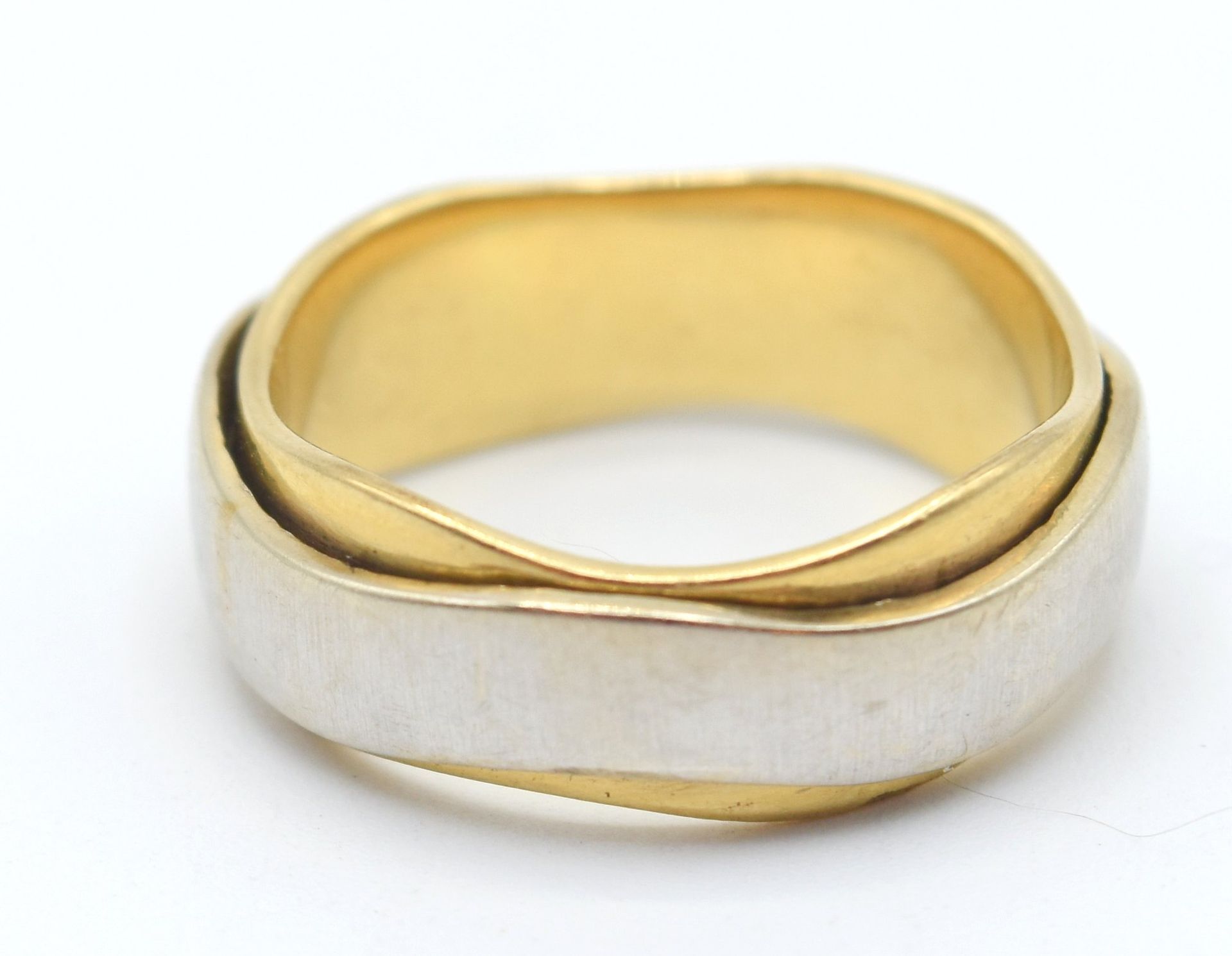 Null Ring aus 14 Karat Gelb- und Weißgold - 7,6 g (Größe: 55) 

Beschrijving in &hellip;