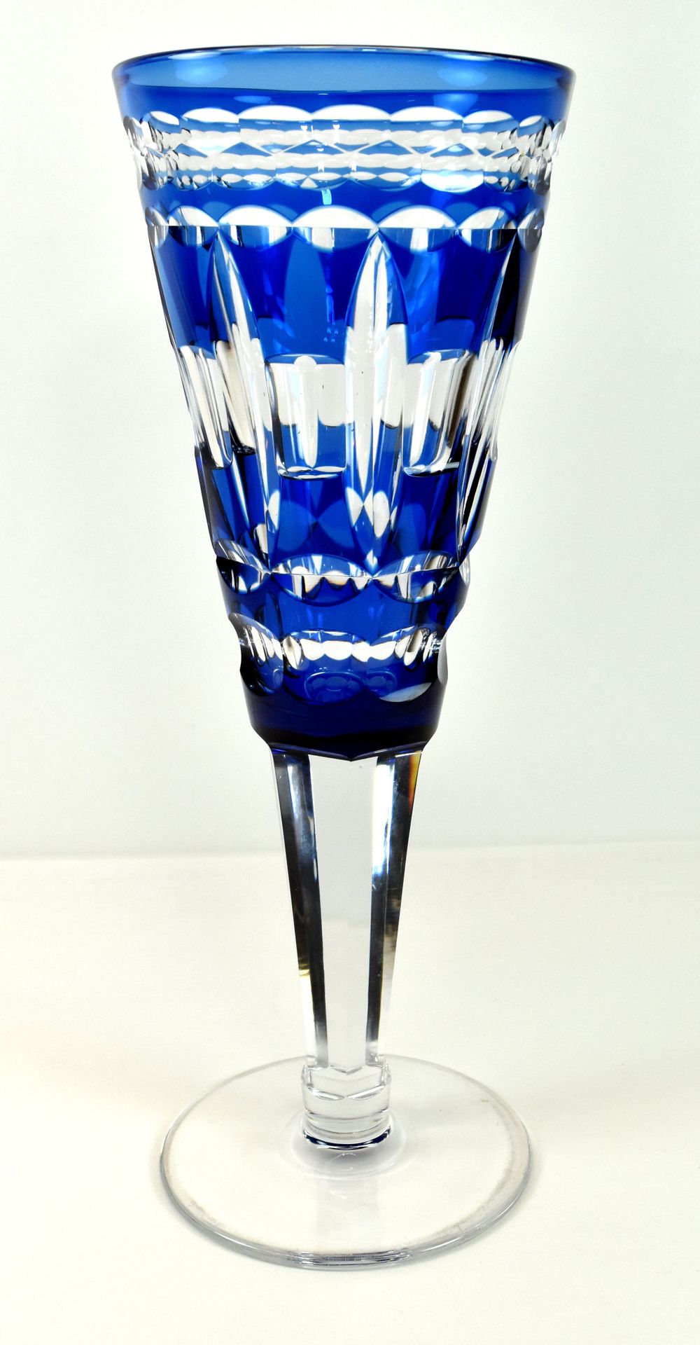 Null Two-coloured crystal vase VAL SAINT LAMBERT (H: 35 cm & diam: 13 cm) 

Besc&hellip;
