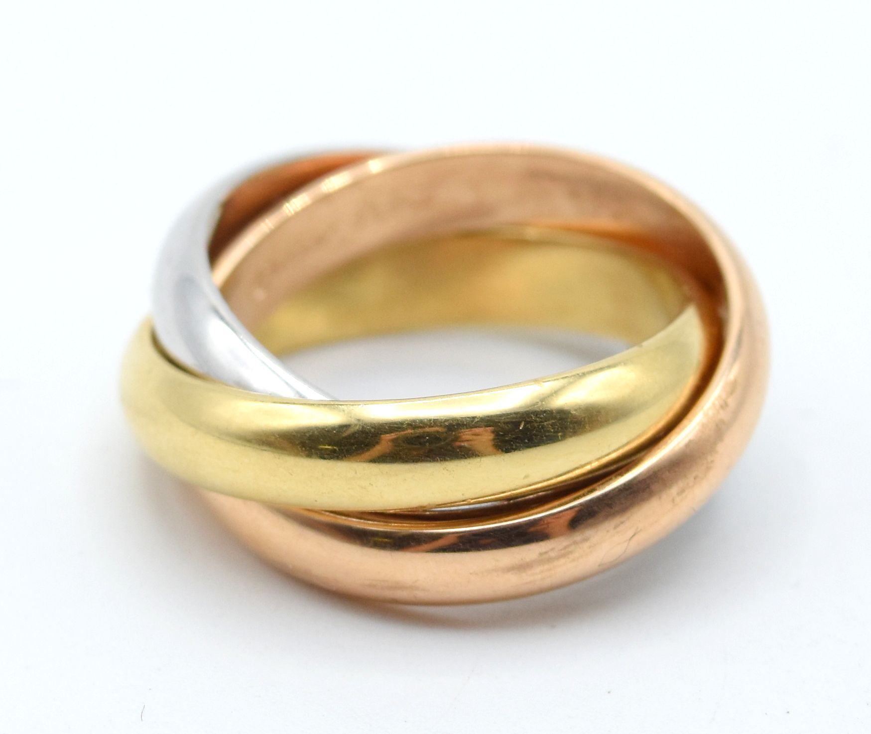 Null Gold wedding ring 3 colors 18 ct CARTIER Trinity - 12.9 g (Size: 52) 

NL :&hellip;
