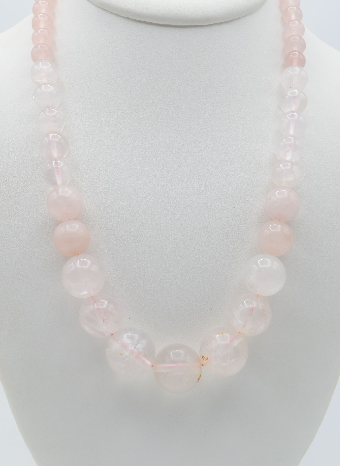 Null Rose quartz necklace with metal clasp (49 cm)