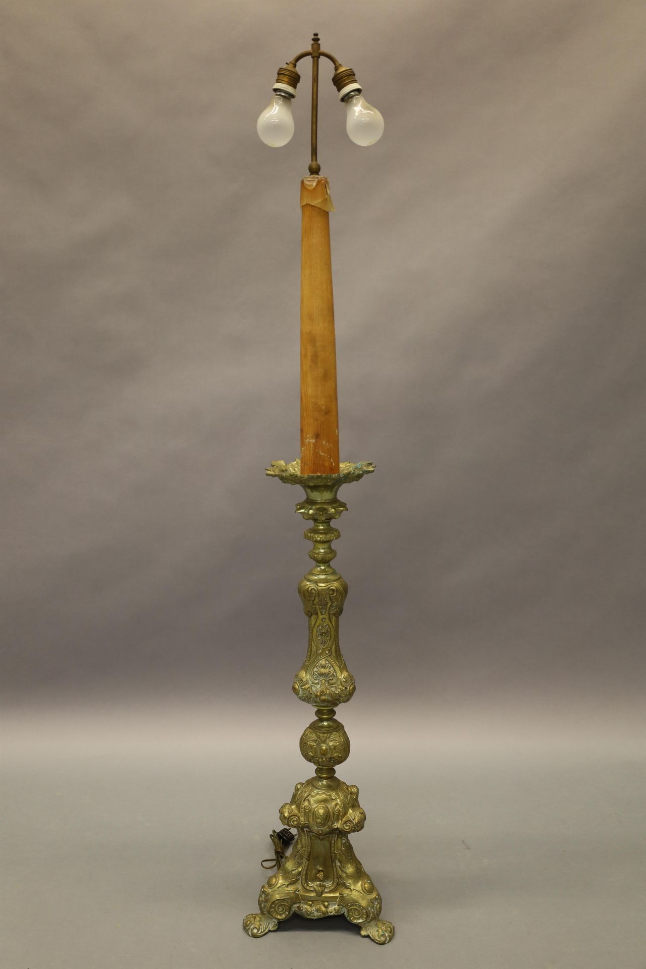 Null Copper church candlestick as lampadaire