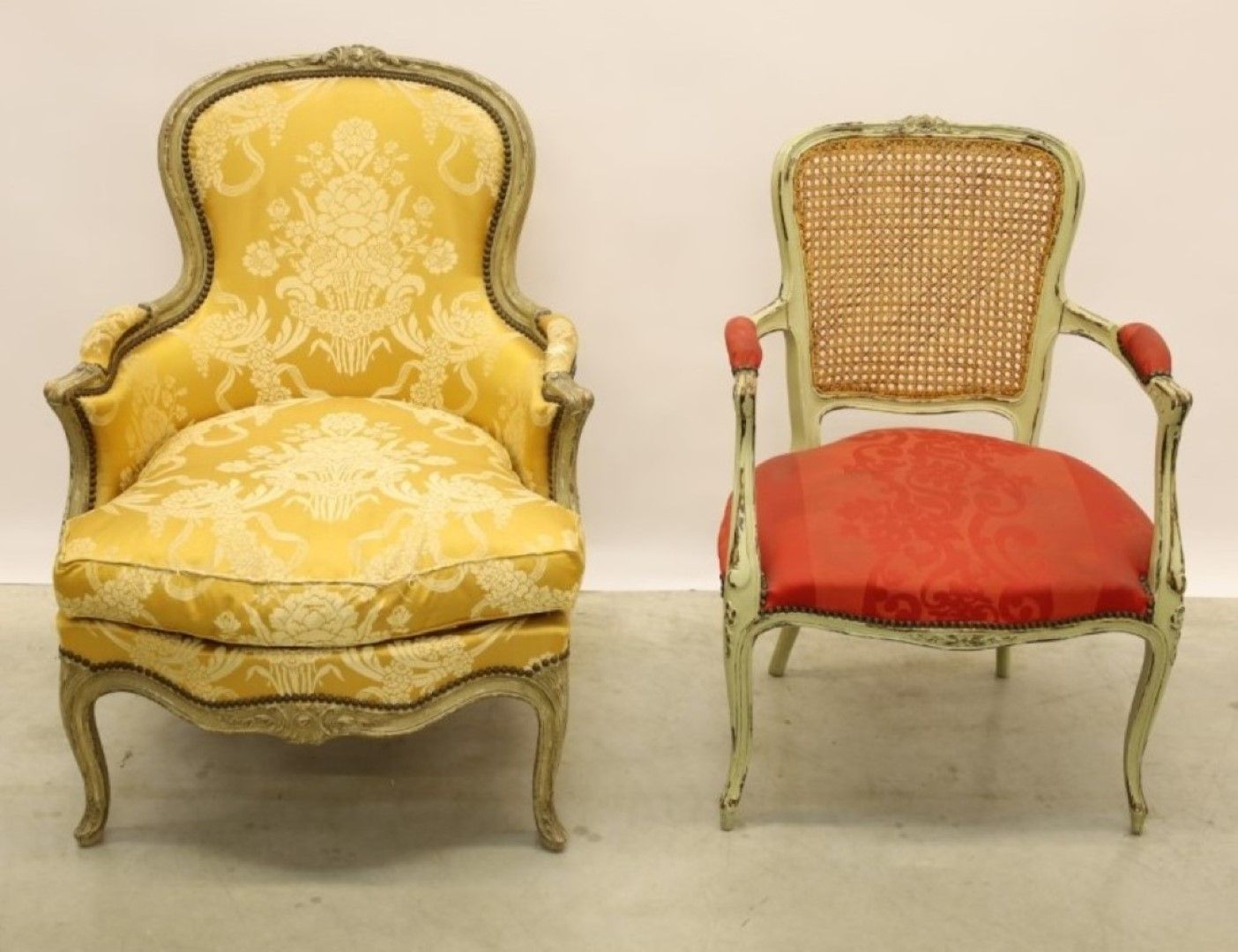 Null Louis XV armchair with classic fabric + Louis XV armchair with canage