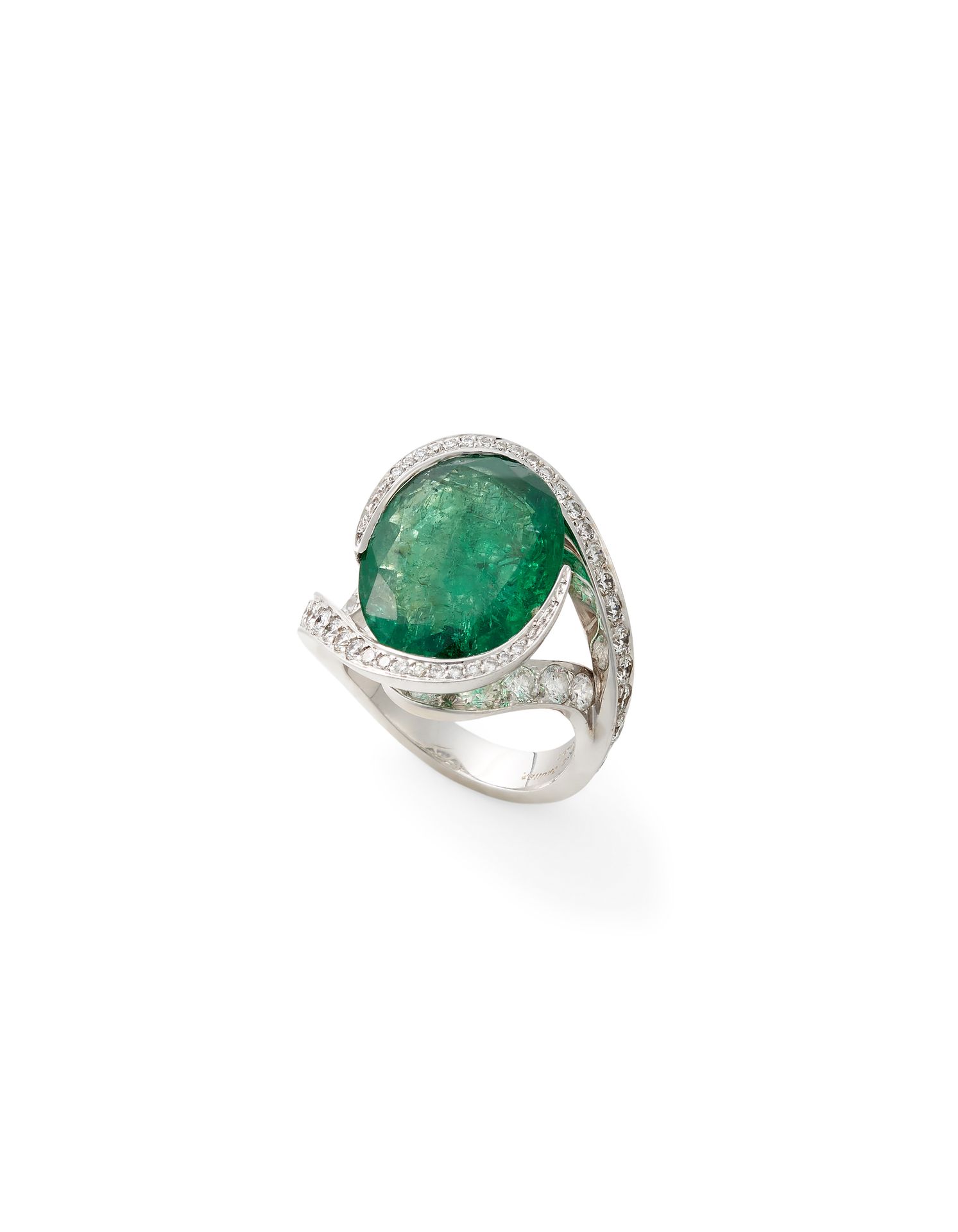 Null LORENZ BAÜMER EMERALD RING In 18K white gold, set with a 6,7 ct intense gre&hellip;