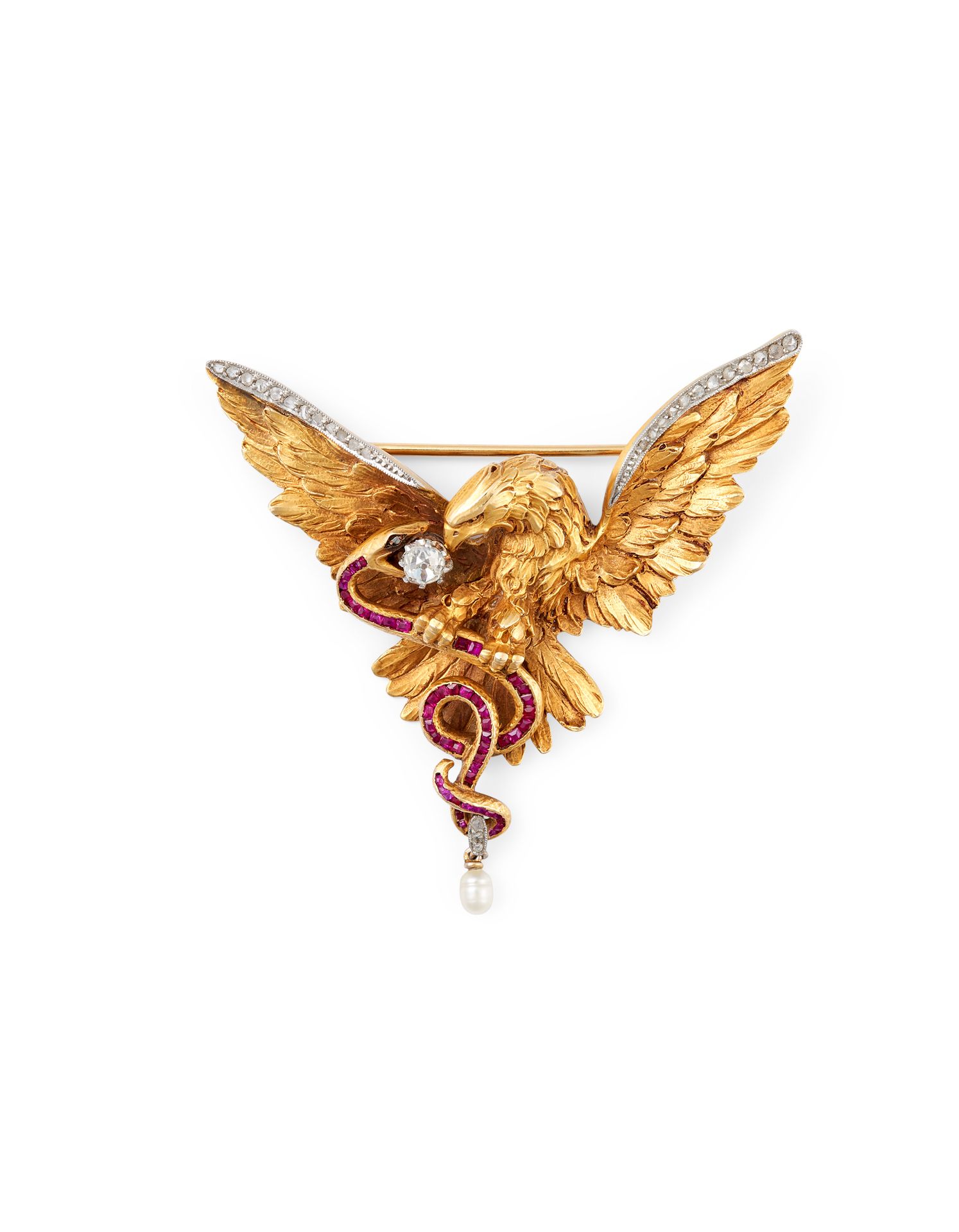Null ART NOUVEAU EAGLE BROOCH 18K白金和黄金，展开的翅膀上镶嵌着玫瑰式切割钻石，嘴里叼着一条镶有校准红宝石的蛇，手里拿着一颗老式&hellip;