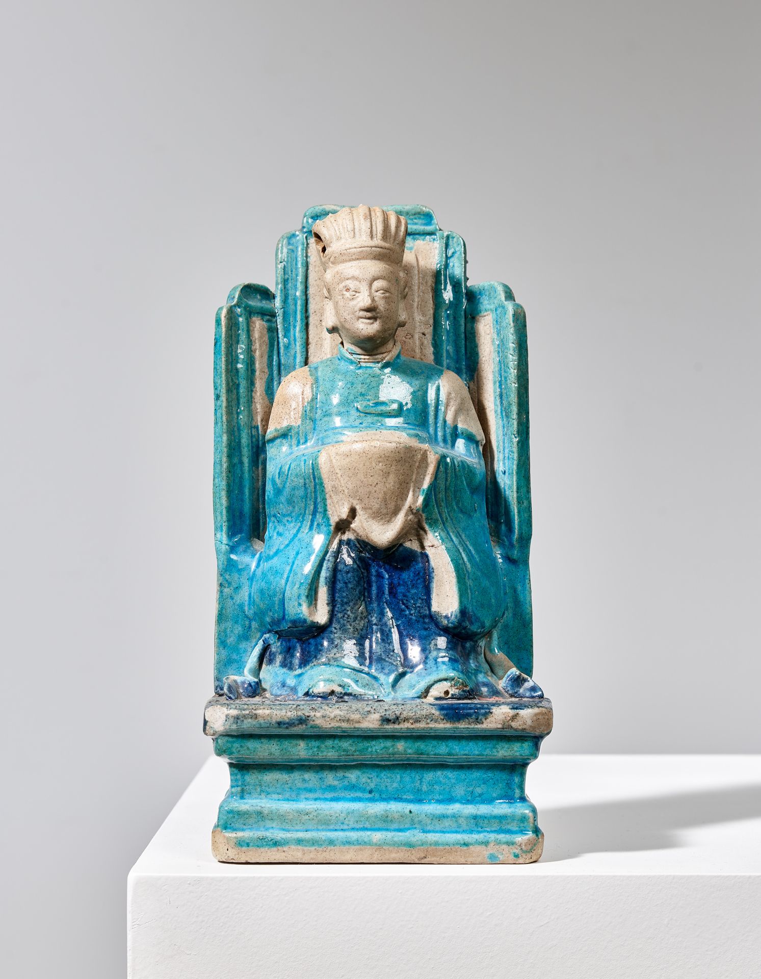 Null A TURQUOISE GLAZE BISCUIT SHRINE

China, Kangxi period (1662-1722) 

H: 20,&hellip;