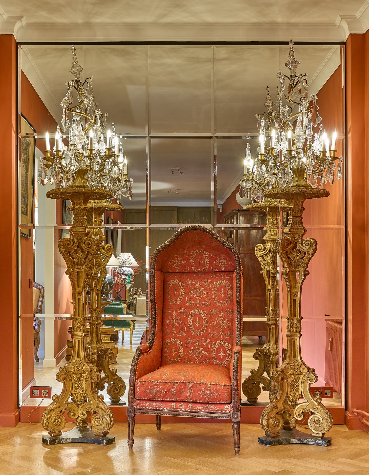 PAIRE DE GRANDES GIRANDOLES PAIRE OF LARGE CANDELABRAS
In the Louis XV style, 19&hellip;
