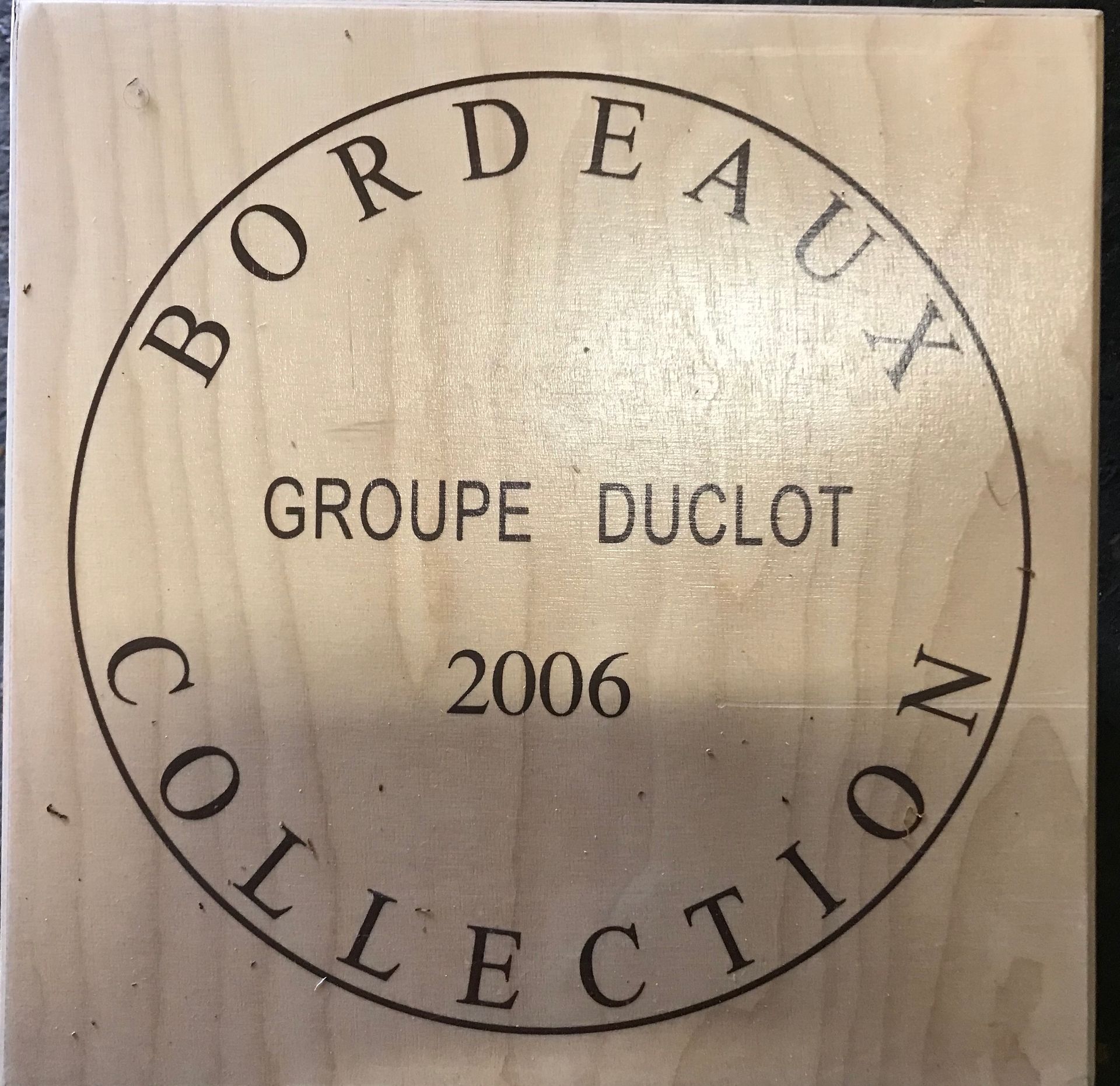 Null 1 Kiste ASSORTIMENT PANACHEE DUCLOT 2006 bestehend aus:

1 Flasche Château &hellip;