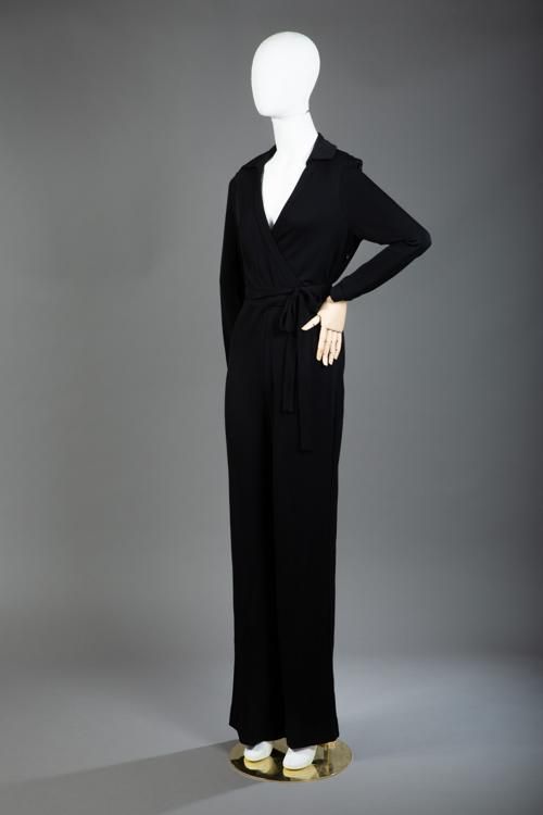 Null *尺寸XS DVF - Diane Von Fürstenberg

套装包括。

-粘胶、聚酰胺和弹性纤维的长款连体裤，型号为 "DVF Aries&hellip;