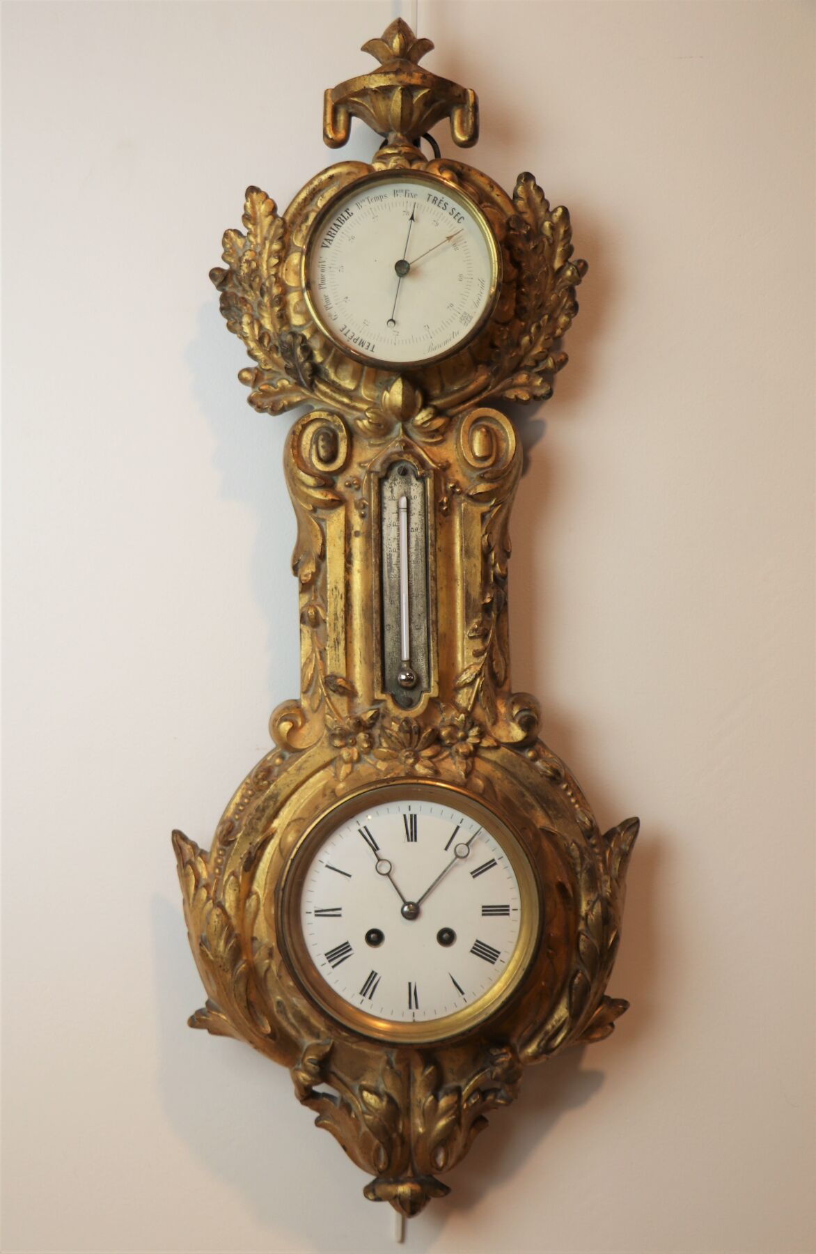 Null Importante horloge-baromètre-thermomètre en régule à patine bronze doré à r&hellip;