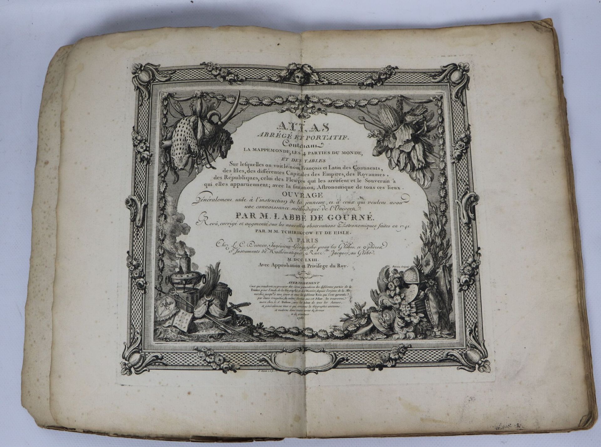 Null ATLAS. - ROBERT DE VAUGONDY. Nuevo atlas portátil. París, Delamarche, 1795.&hellip;