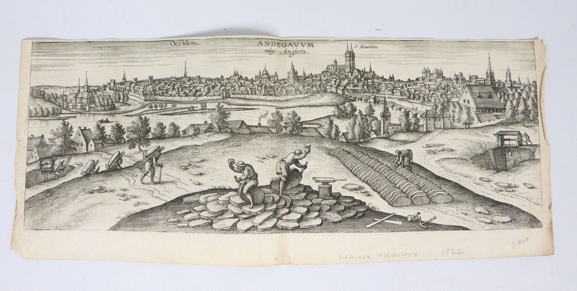 Null ATLAS. - HOUFNAGLIUS (Georges). Tours - Poitiers. 1561. 2 engraved views. -&hellip;