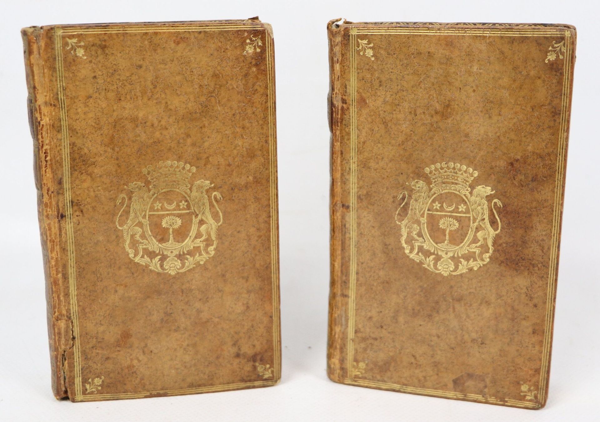 Null CAESAR. Les Commentaires. Amsterdam and Leipzig, Arkstee & Merkus, 1763. 2 &hellip;