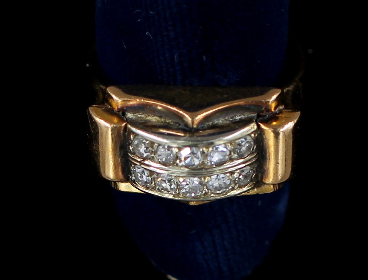 Null 18K黄金戒指，镶嵌白色宝石，两排，重量：4.6克。