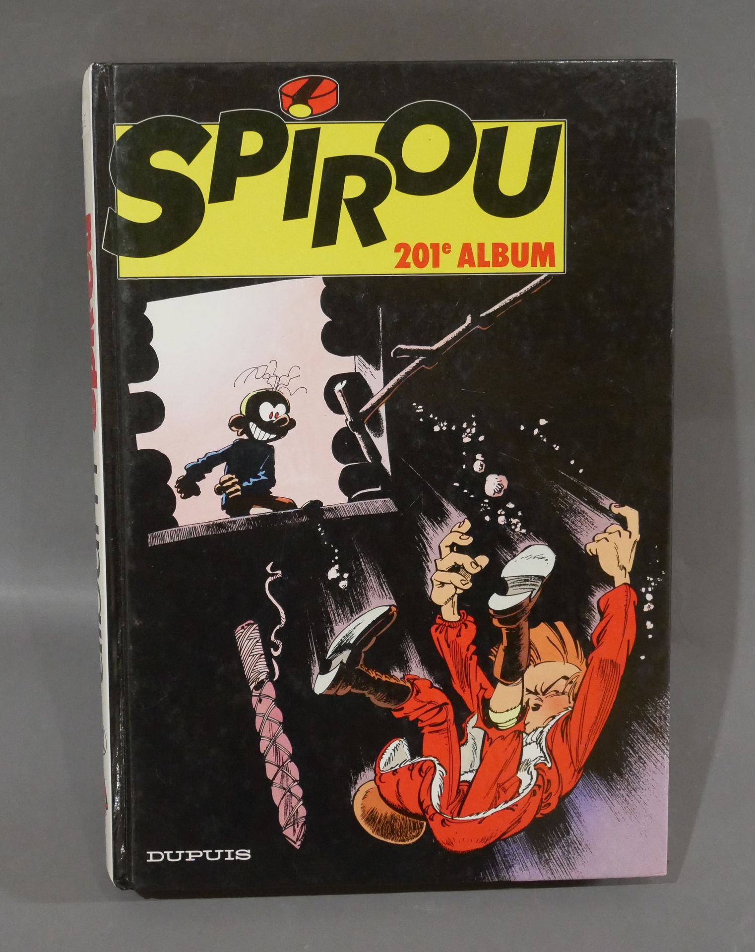 Null SPIROU 

1989 - 52ème année - N° 2676 au 2685 - reliure n°201 intérieur TBE&hellip;