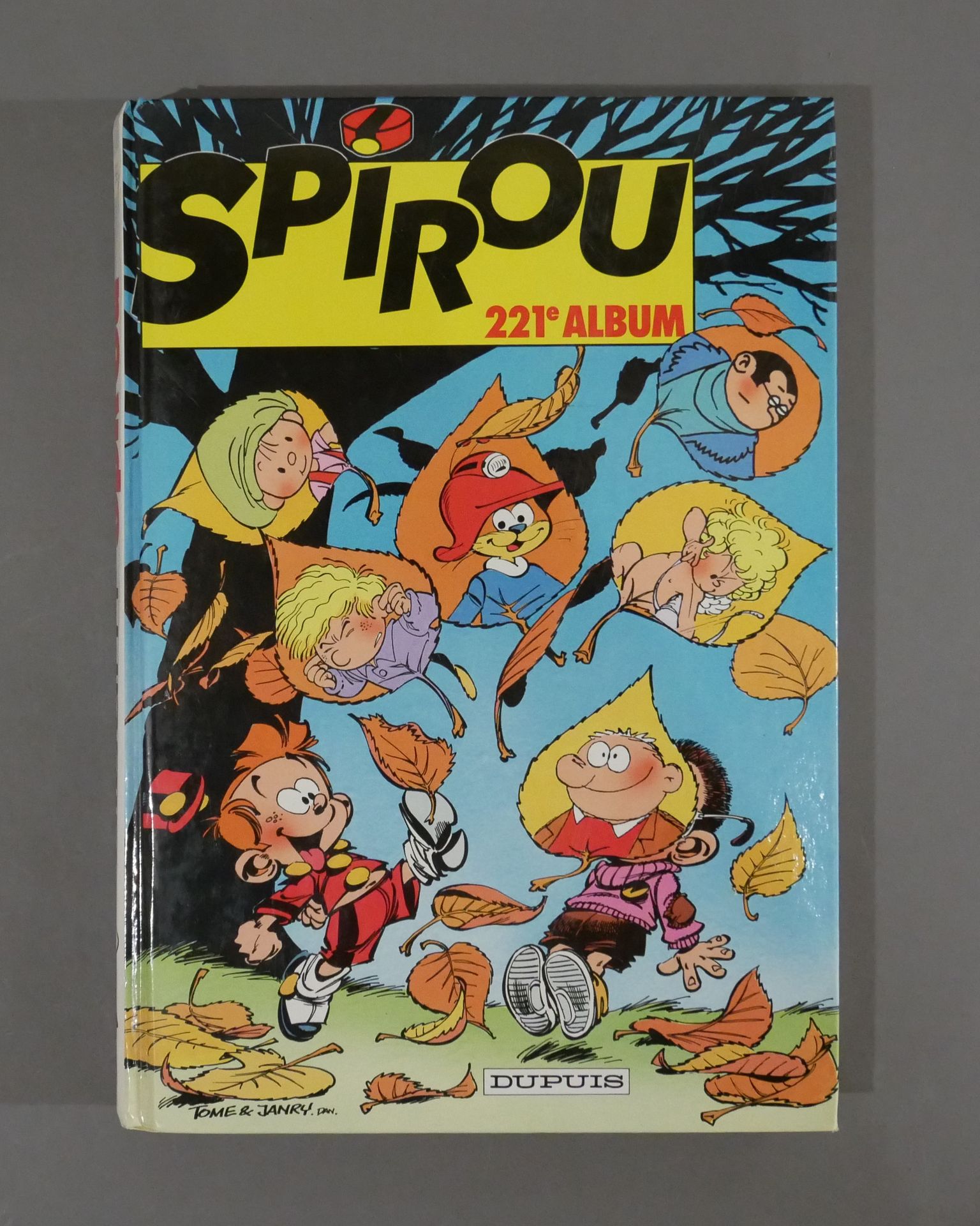 Null SPIROU Magazine 

1993 - 56ème année - N° 2876 au 2885 - reliure n°219 - in&hellip;