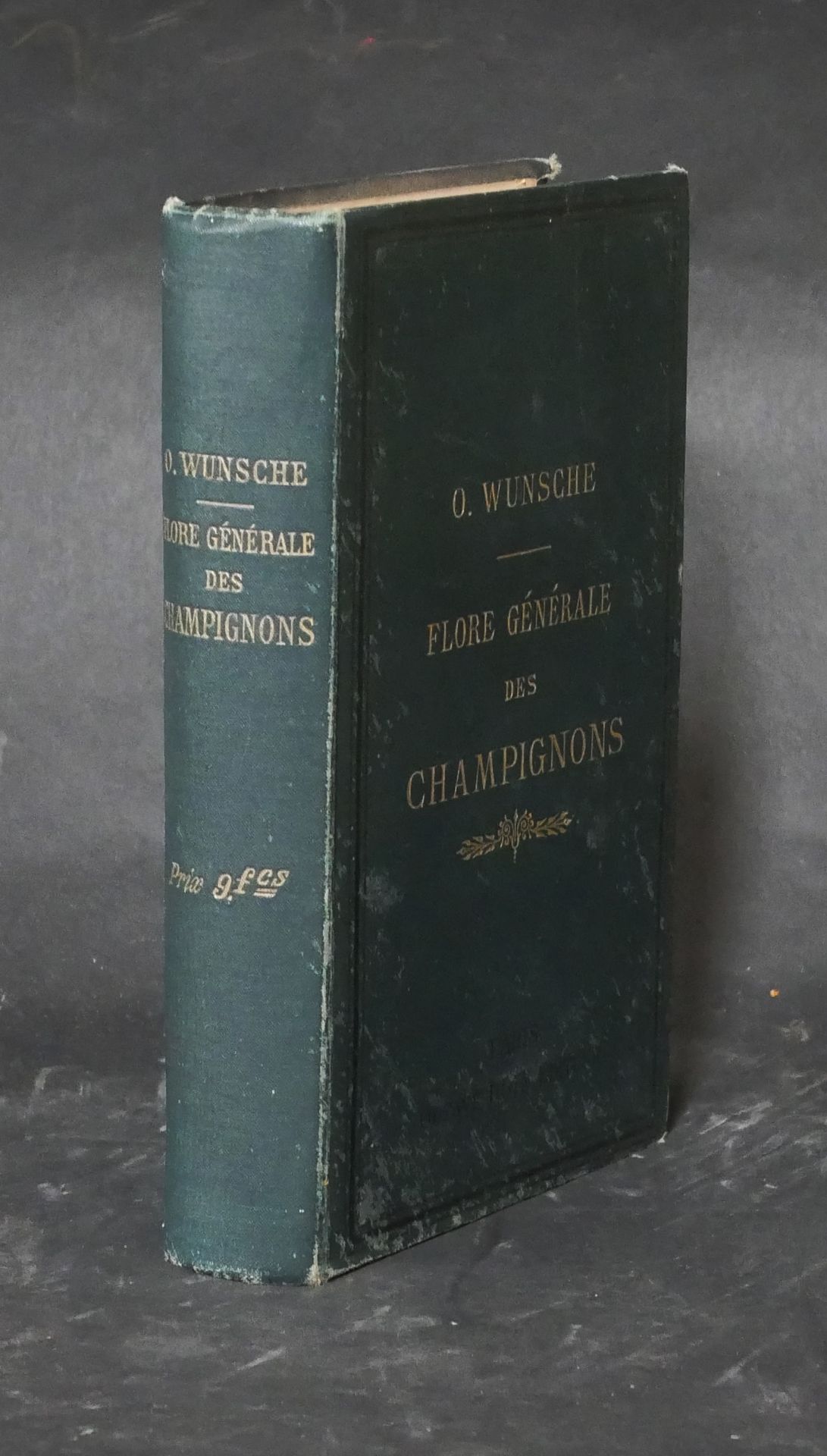 Null 奥托-温舍。真菌的一般菌群。译者：J-L-拉内桑。法文版，由作者修订。XV+勘误表（1）+587页。巴黎Octave Doin, 1883年。