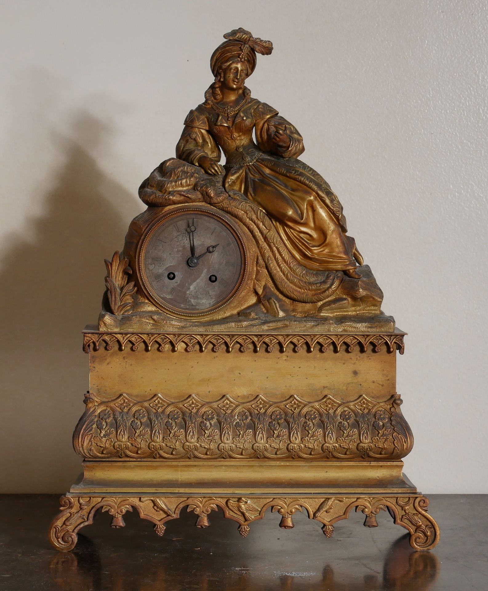 Null Romantic clock in bronze said to the oriental representing a woman with a t&hellip;