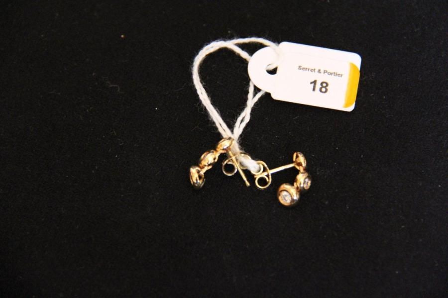Null Paire de pendants d'oreilles en or jaune, système pour oreilles percées, co&hellip;